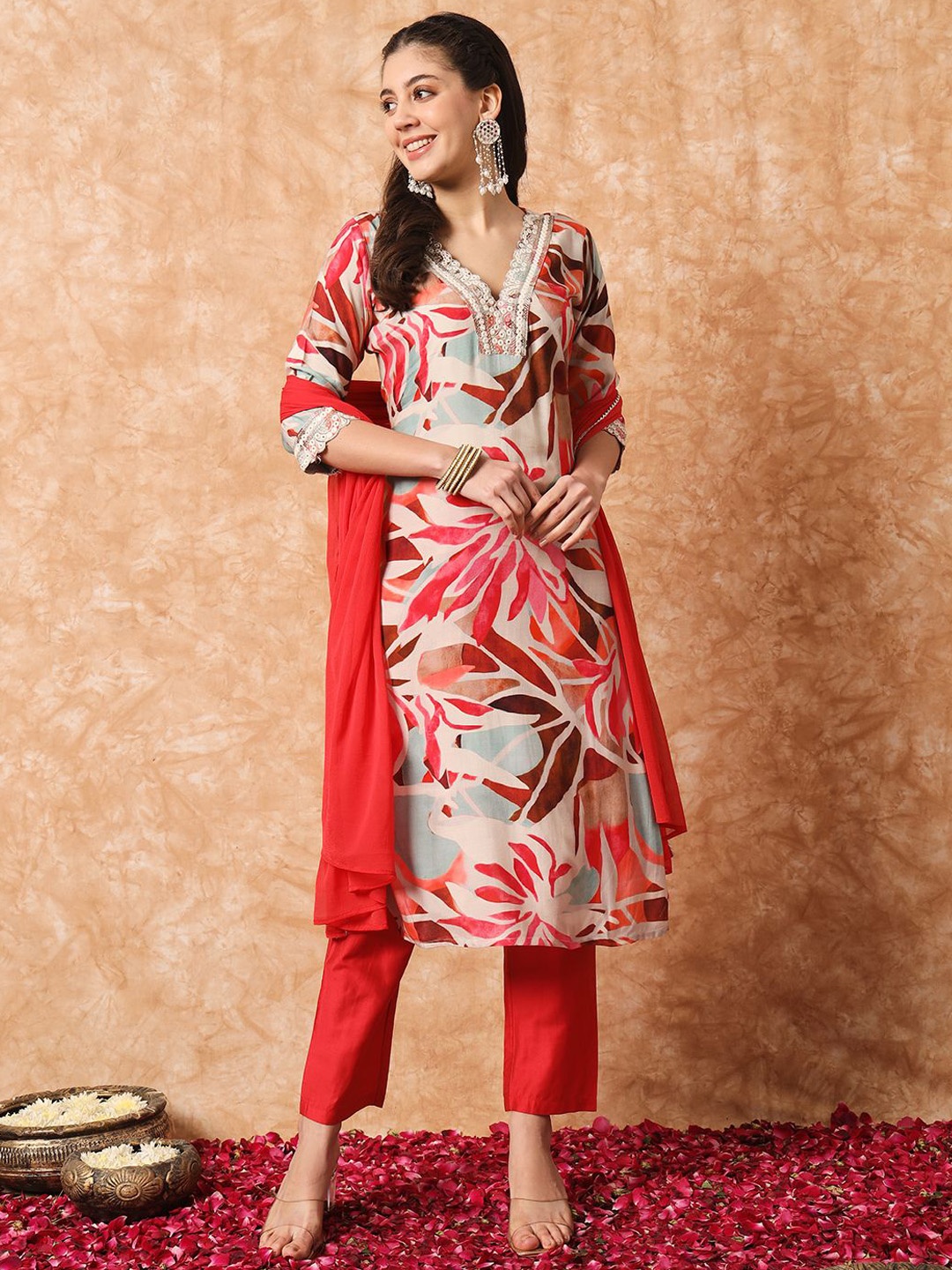 

ZIBLON Floral Printed V-Neck Chanderi Silk Straight Kurta With Trouser & Dupatta, Red