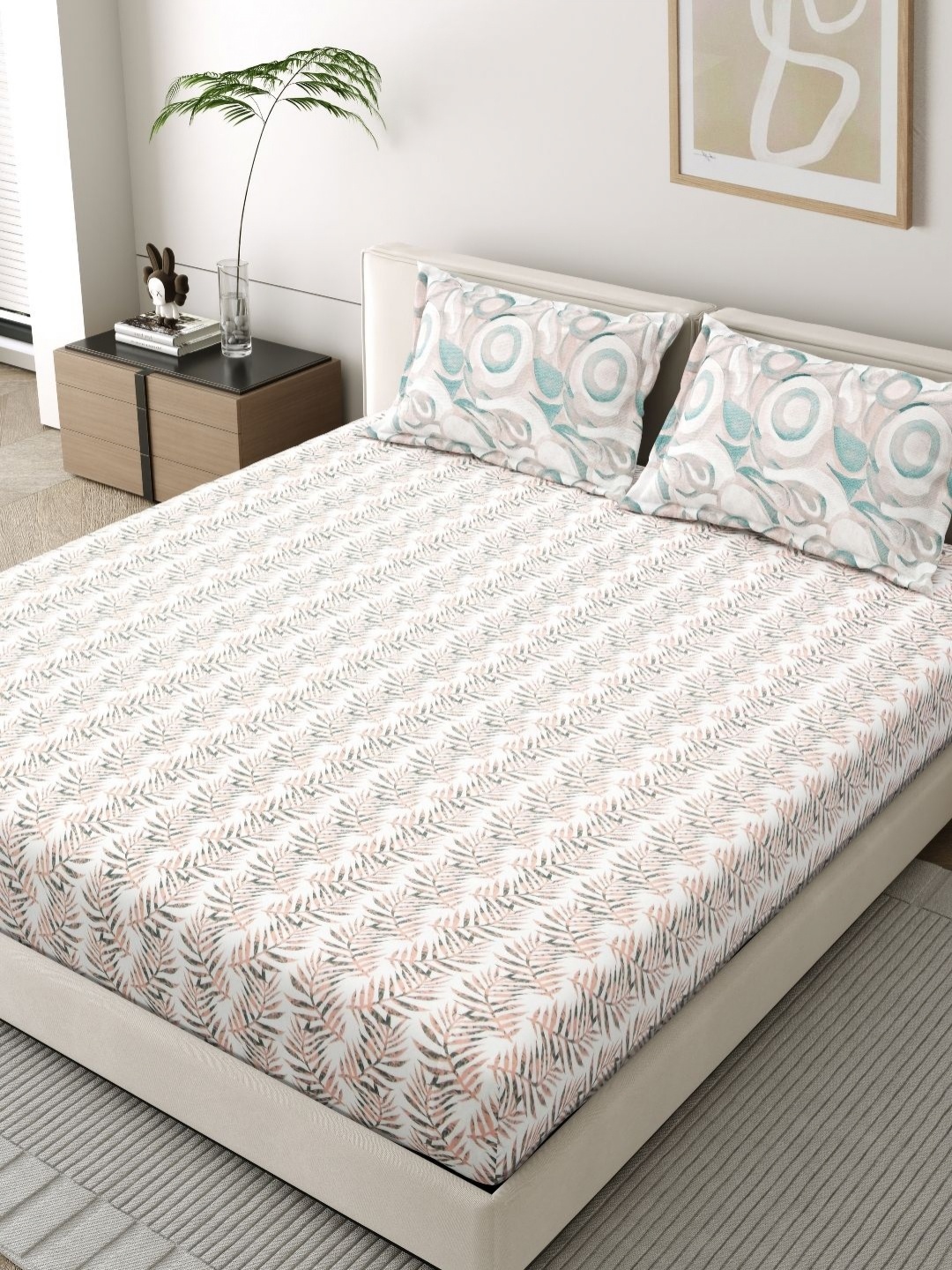 

EverHOME Oasis Pink & White Printed 210 TC Cotton King Bedsheet Set 2.74 m x 2.74 m