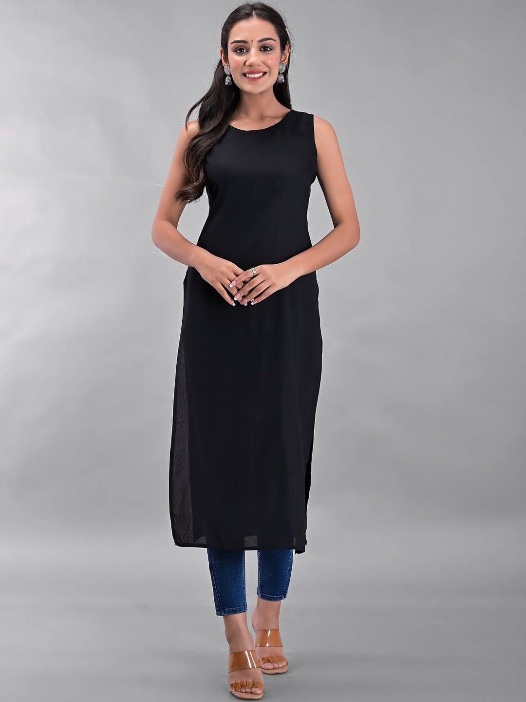 

Clothy N Wave Round Neck Straight Kurta, Black