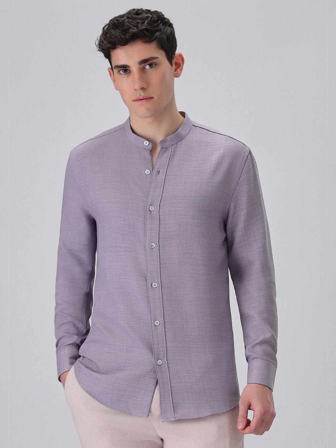 

Banana Club Men Classic Slim Fit Opaque Casual Shirt, Lavender