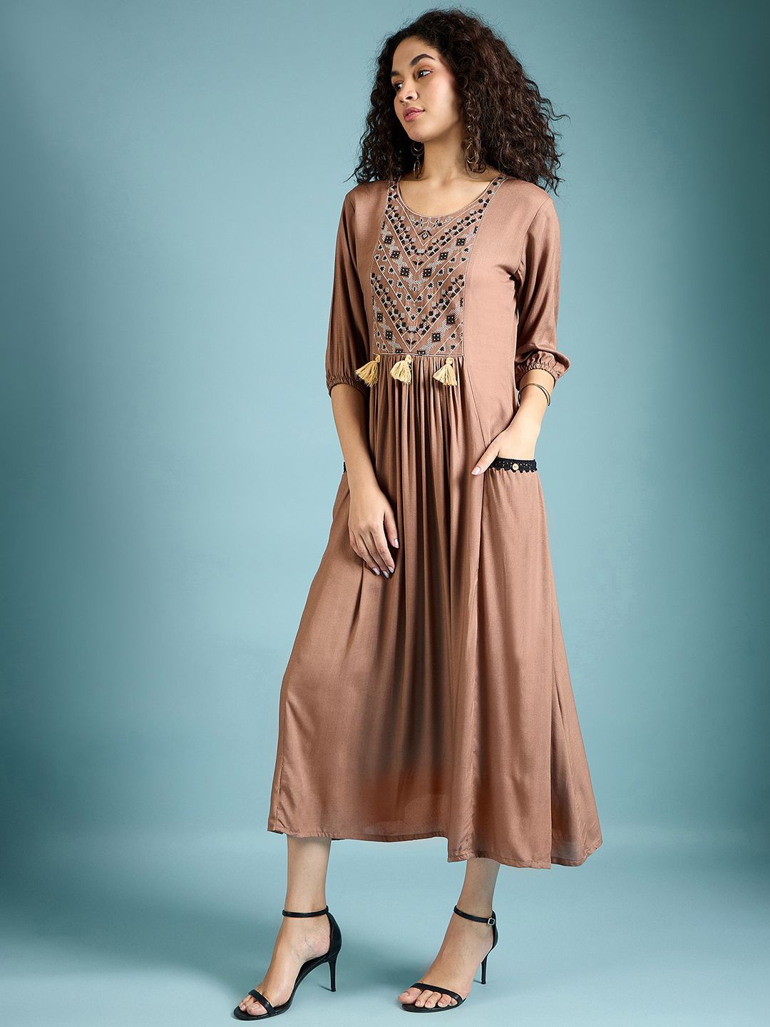 

all about you Women Embroidered Puff Sleeve A-Line Midi Dress, Brown