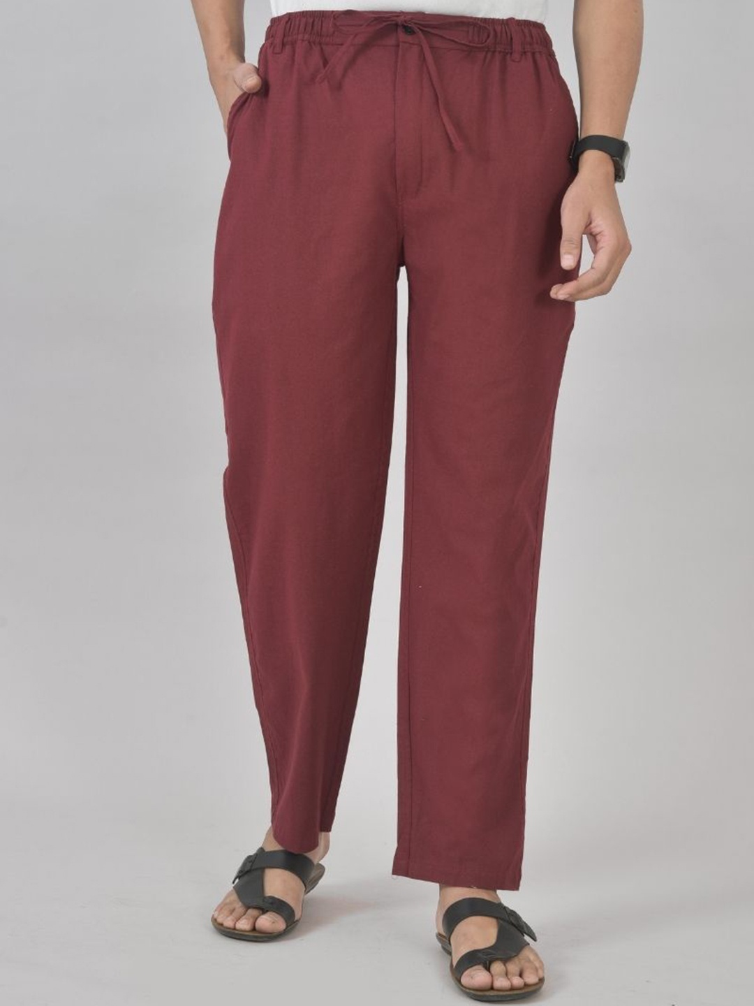 

Qashida Men Relaxed Solid Easy Wash Trousers, Maroon
