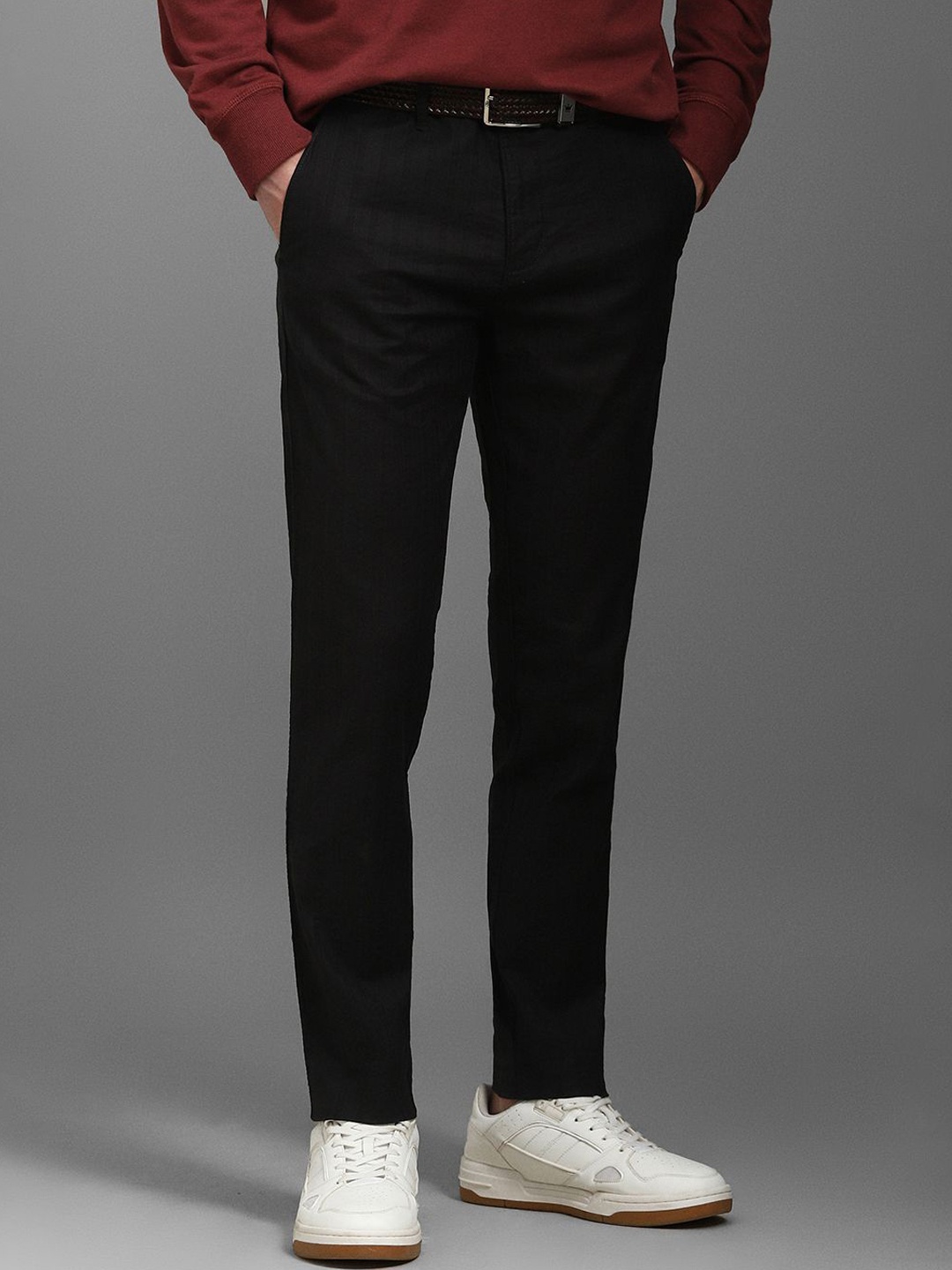 

Louis Philippe Sport Men Slim Fit Chinos, Black