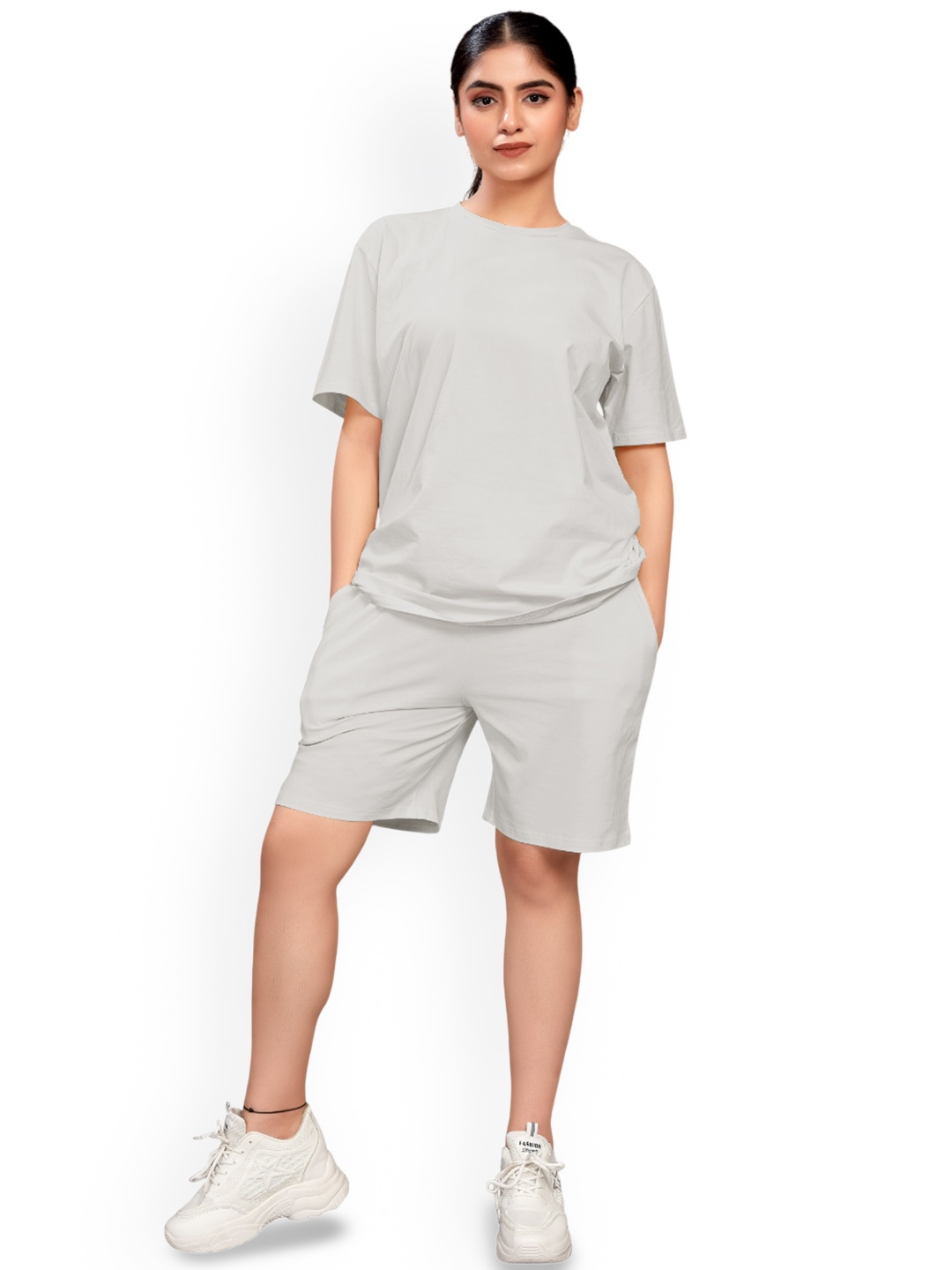 

ELLITI Round Neck Pure Cotton T-shirt With Shorts, Grey