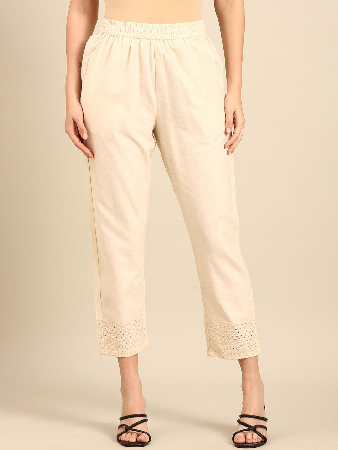 

De Moza Women Regular Fit Slip-On Mid-Rise Trousers, Off white
