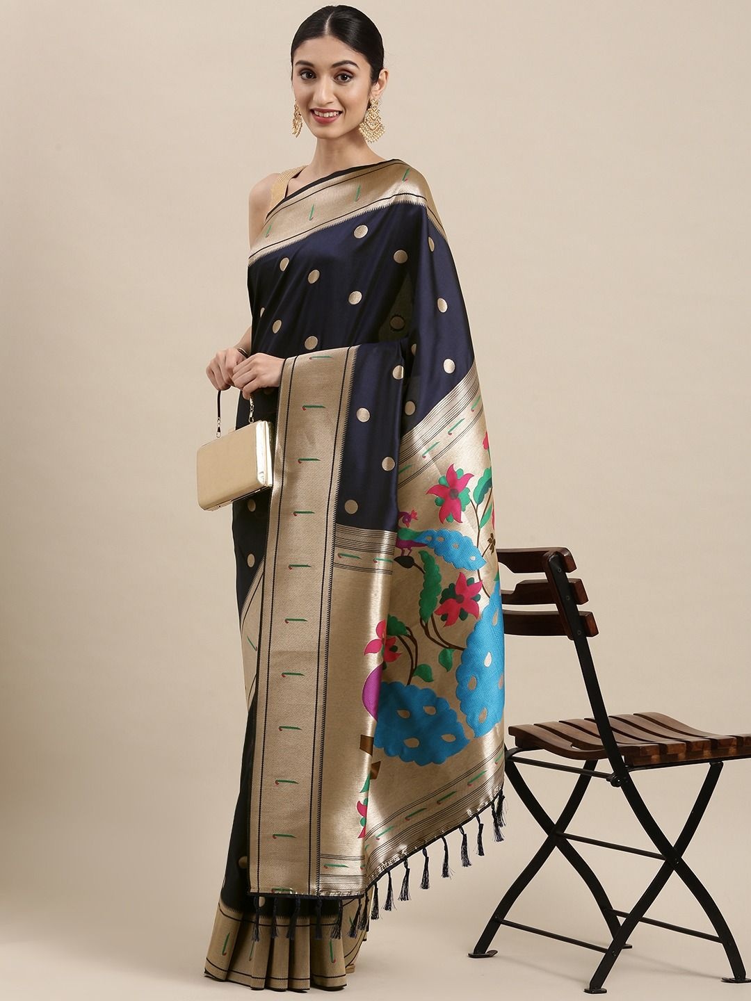 

DIVASTRI Woven Design Zari Paithani Saree, Navy blue