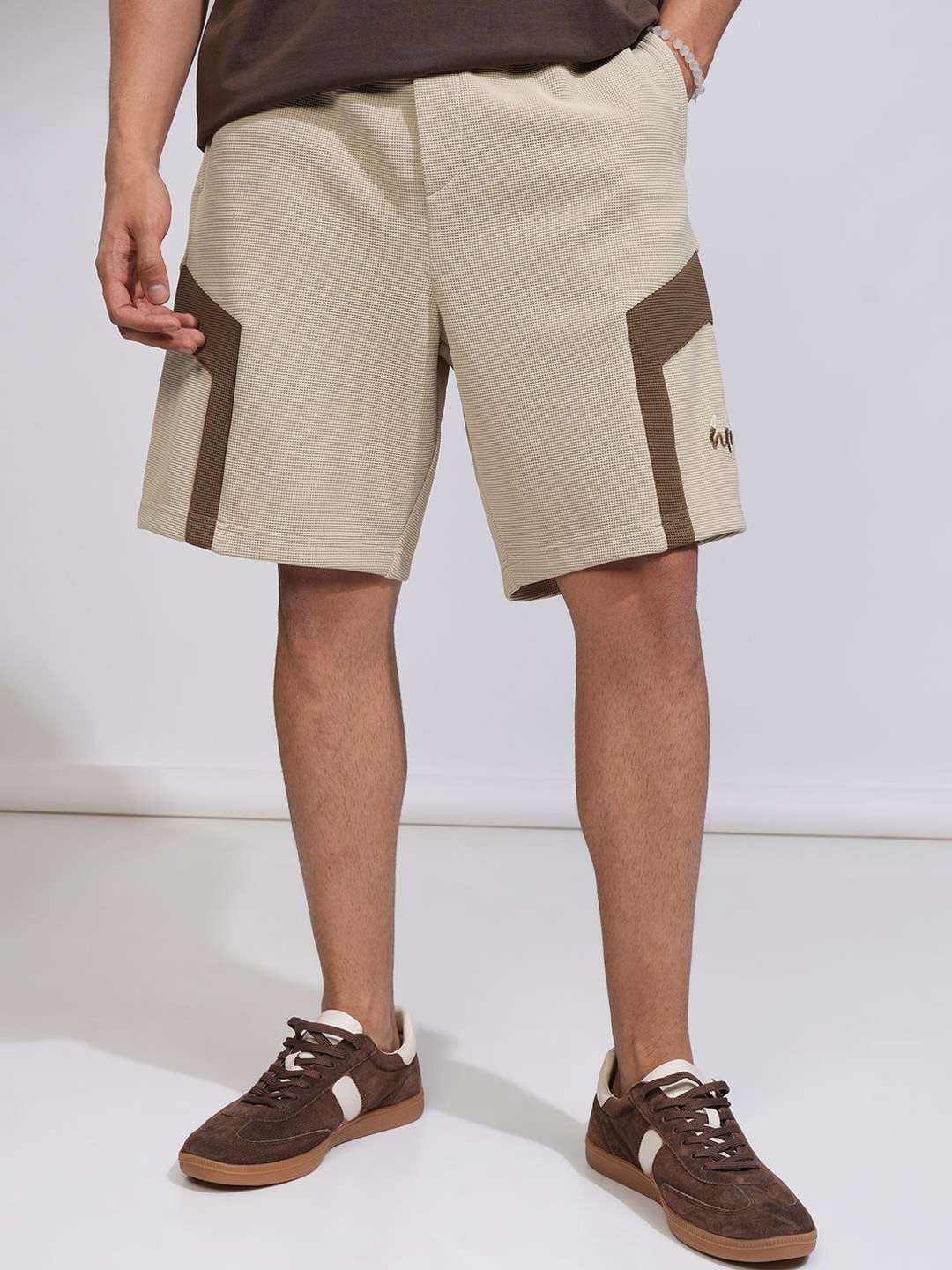 

HIGHLANDER Men Regular Fit Knitted Shorts, Beige