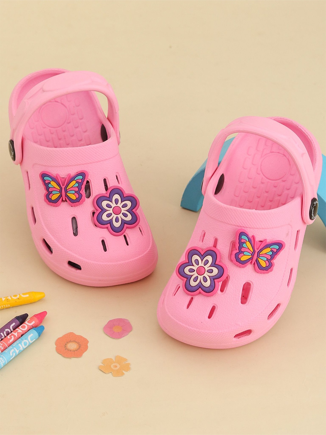 

Yellow Bee Girls Printed Rubber Clogs, Pink