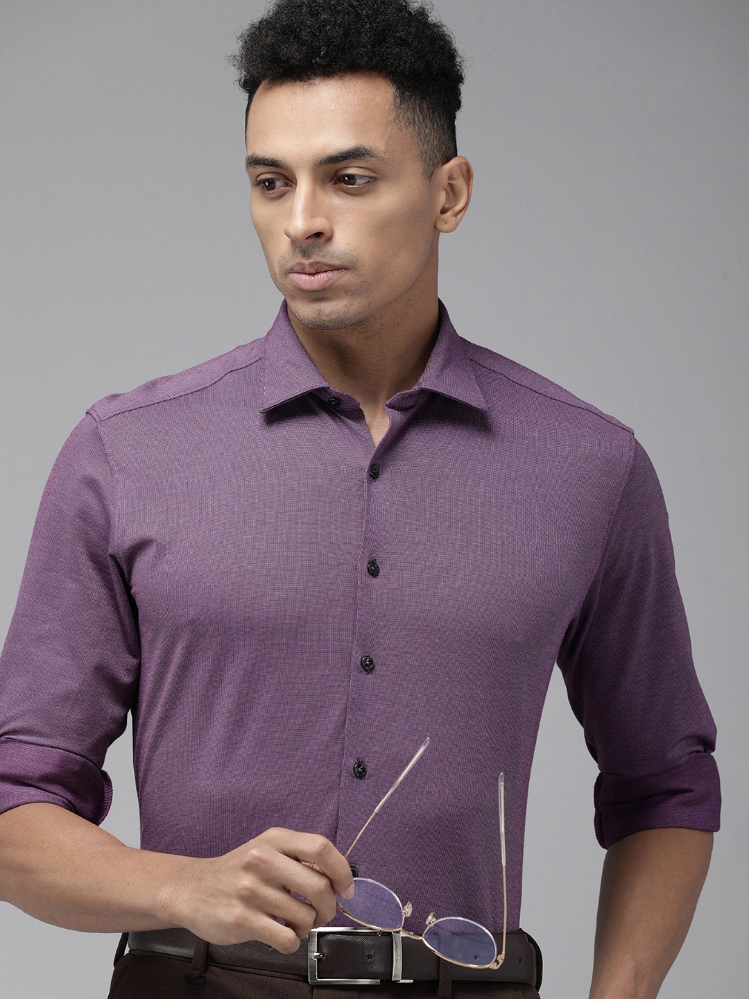 

Van Heusen Slim Fit Textured Formal Shirt, Purple