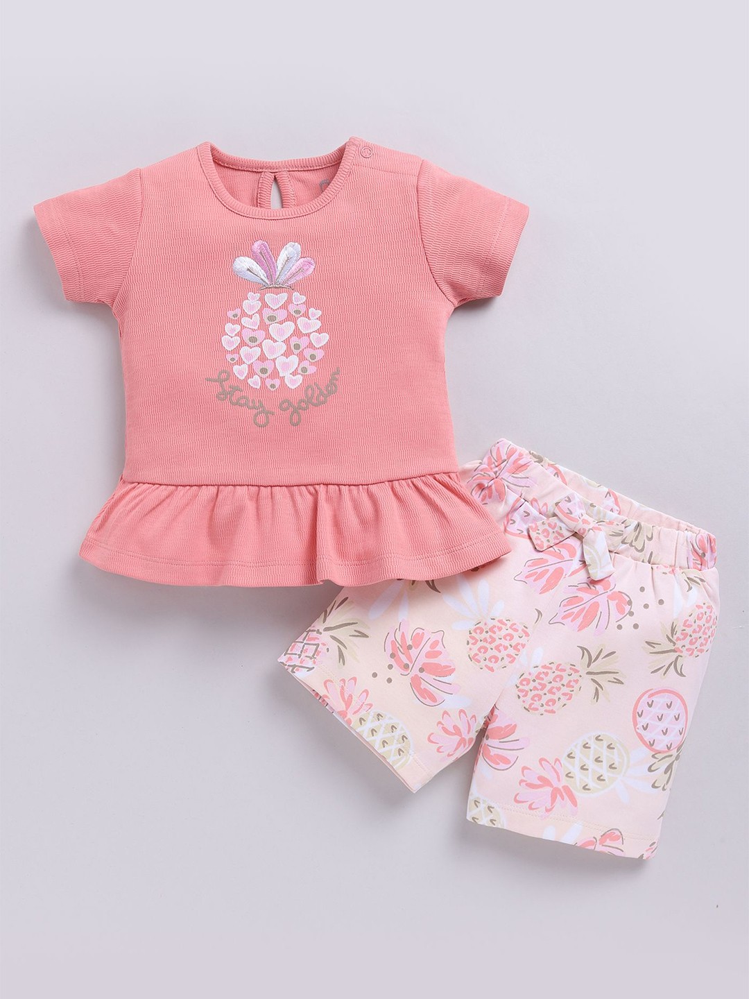 

BABY GO Girls Floral Printed Round Neck Top With Shorts, Pink