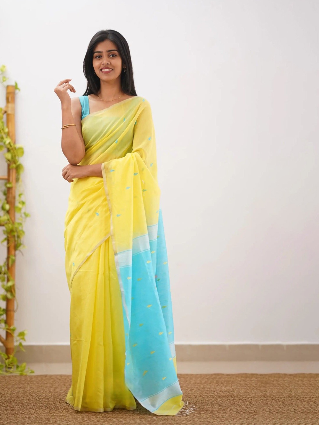 

zinzraa Ethnic Motifs Pure Cotton Saree, Yellow