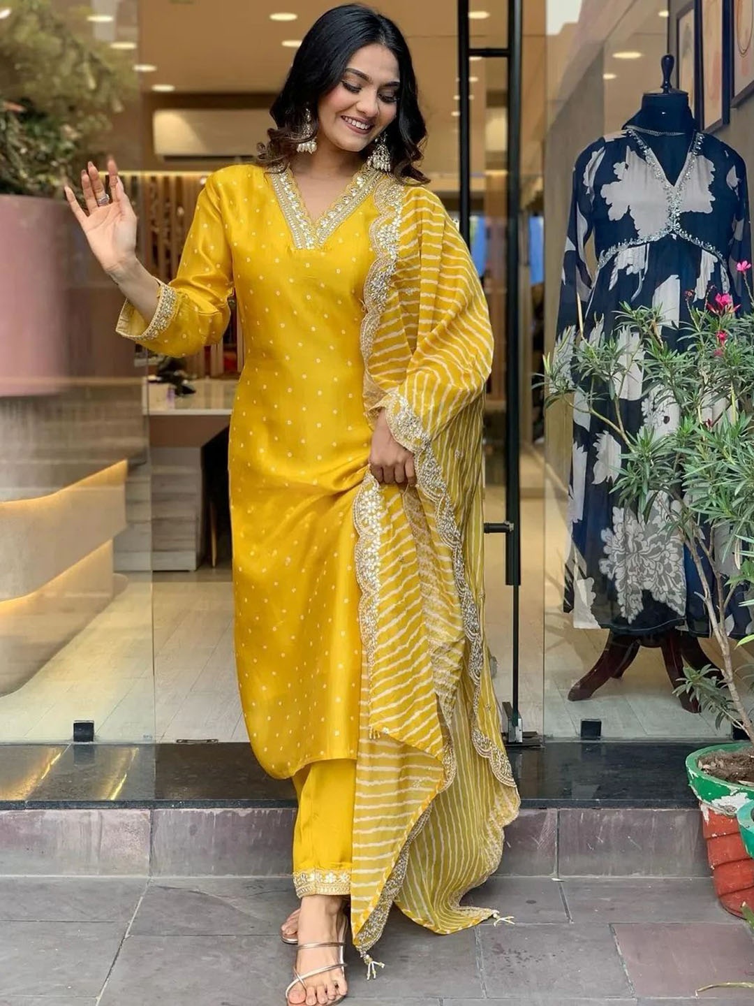 

NKV Bandhani Printed V-Neck Art Silk Sequinned Straight Kurta, Yellow