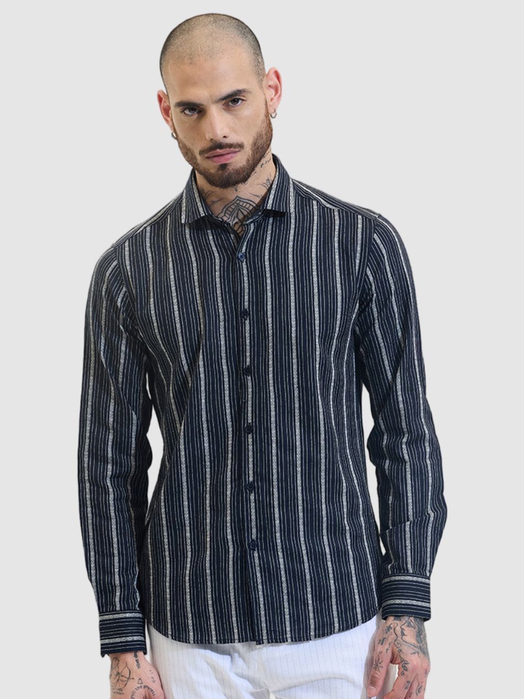 

Snitch Men Smart Slim Fit Spread Collar Vertical Striped Casual Shirt, Navy blue