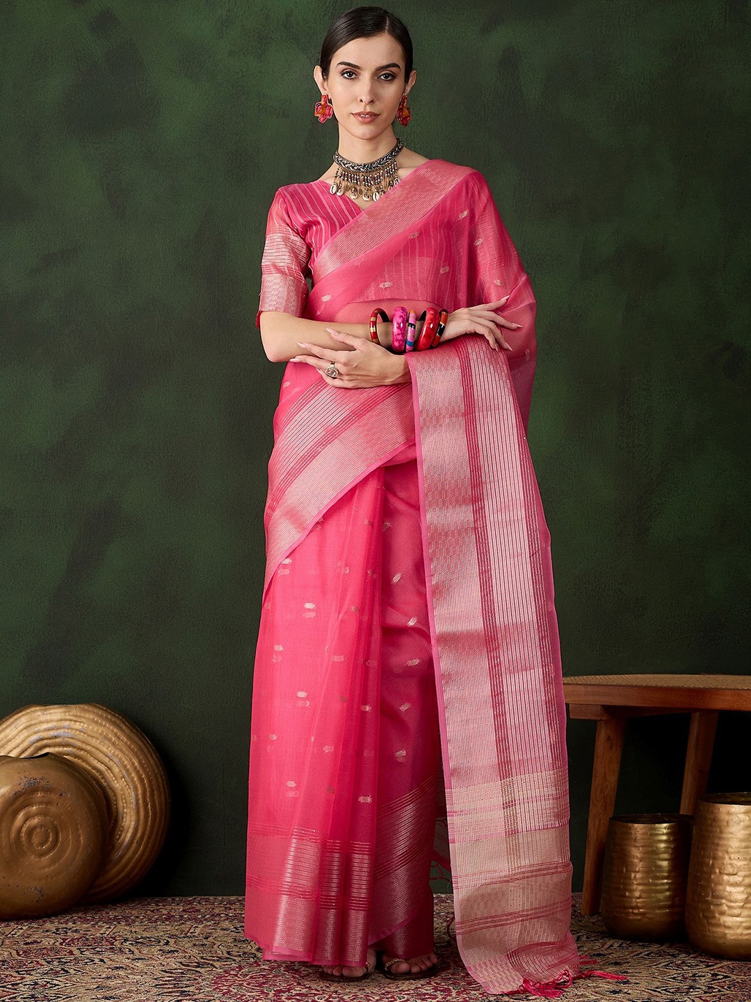 

MANVAA Woven Design Zari Organza Saree, Pink