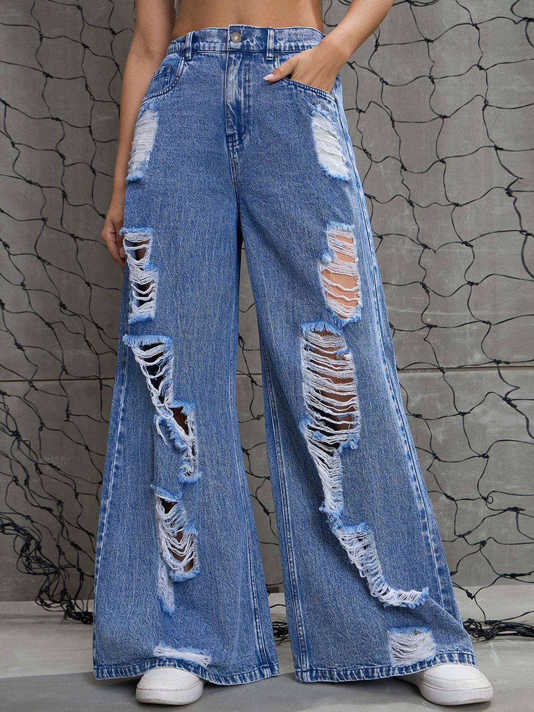

SASSAFRAS Women Comfort High-Rise Ripped Jeans, Blue