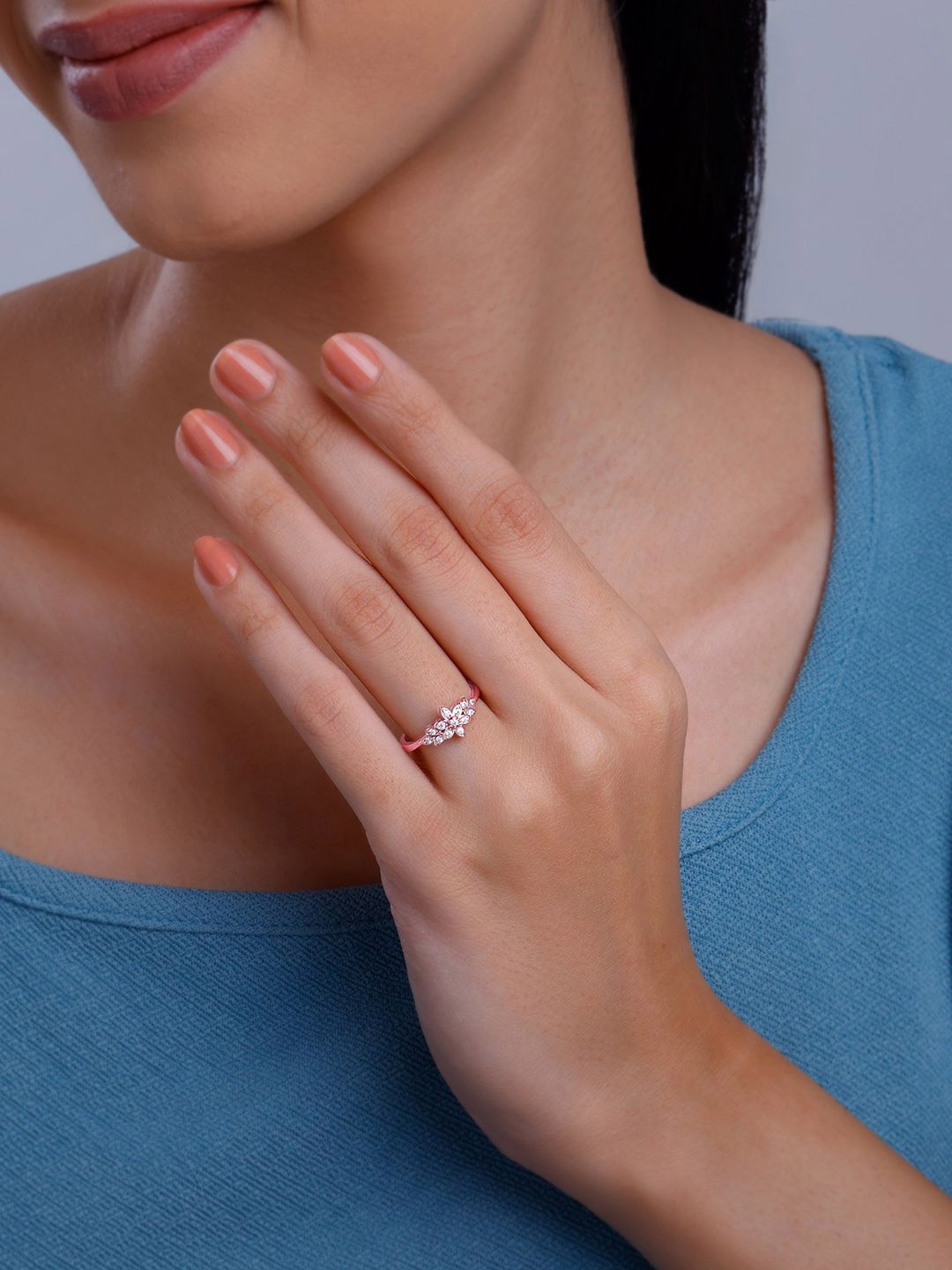 

GIVA 925 Silver Rose Gold-Plated CZ-Studded Narcissus Floral Adjustable Finger Ring