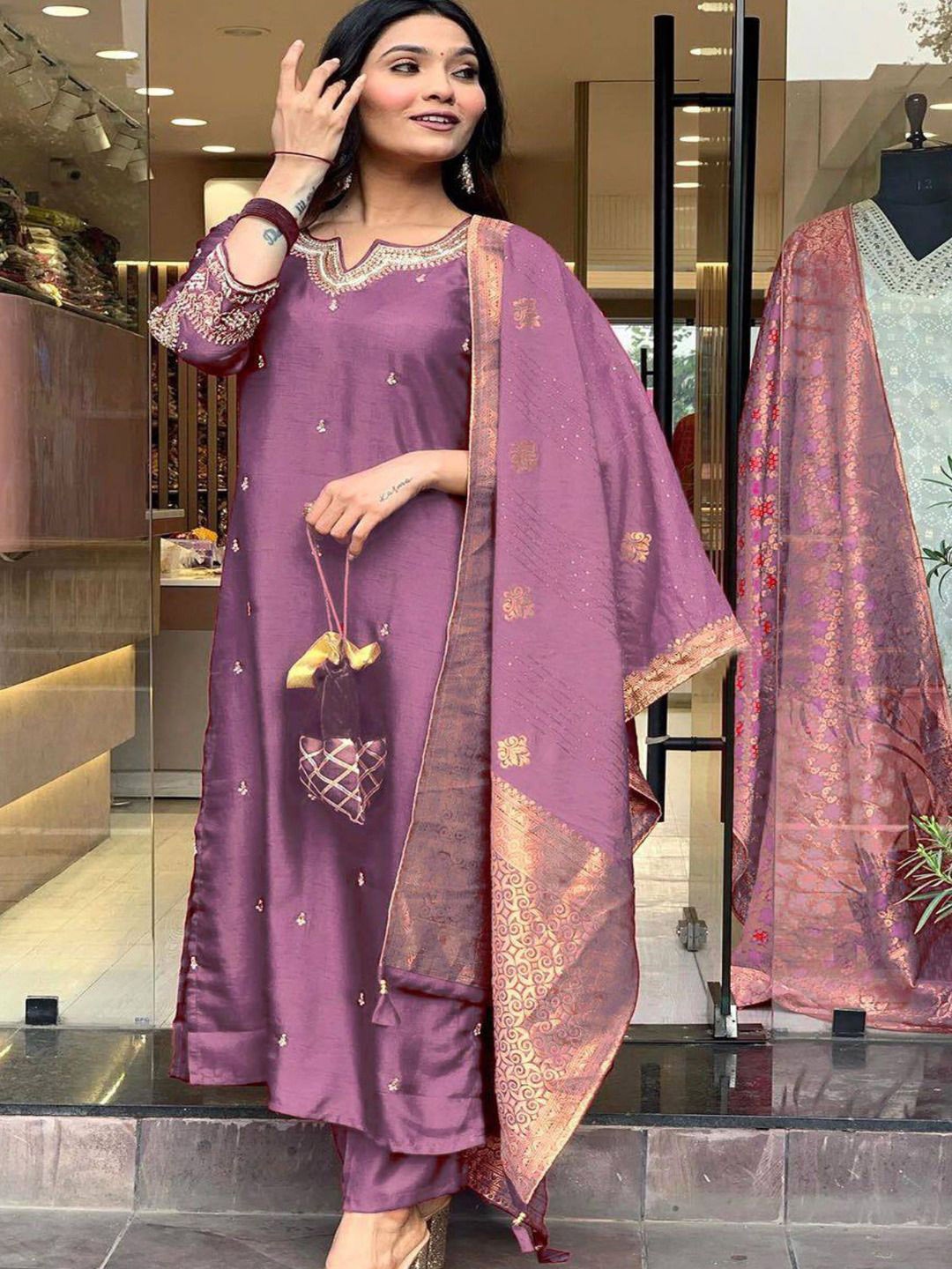 

ASCIIBLUES Floral Embroidered Notch Neck Sequinned Kurta With Trousers And Dupatta, Lavender