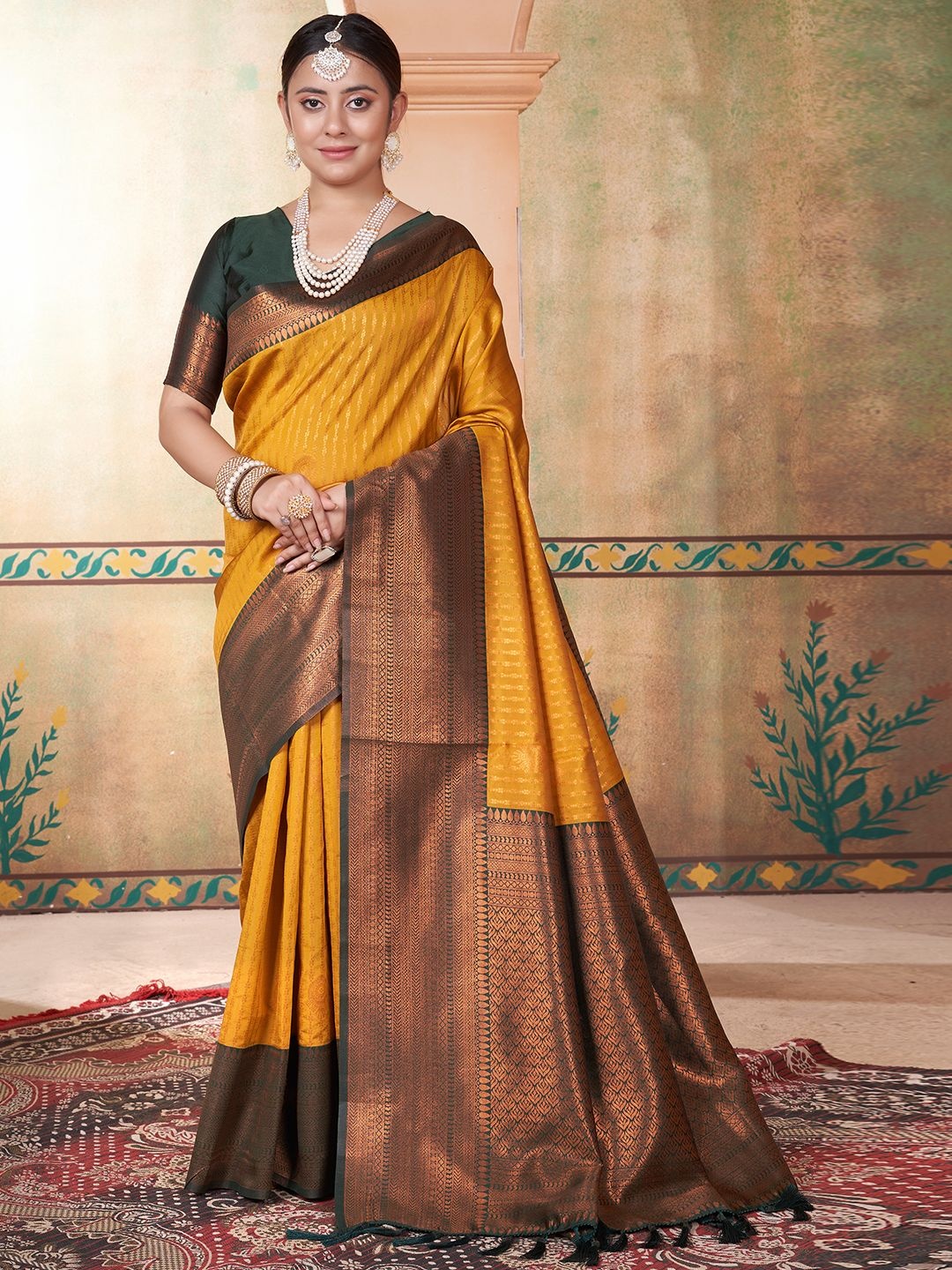 

LeeliPeeri Designer Ethnic Motifs Zari Silk Blend Designer Kanjeevaram Saree, Mustard