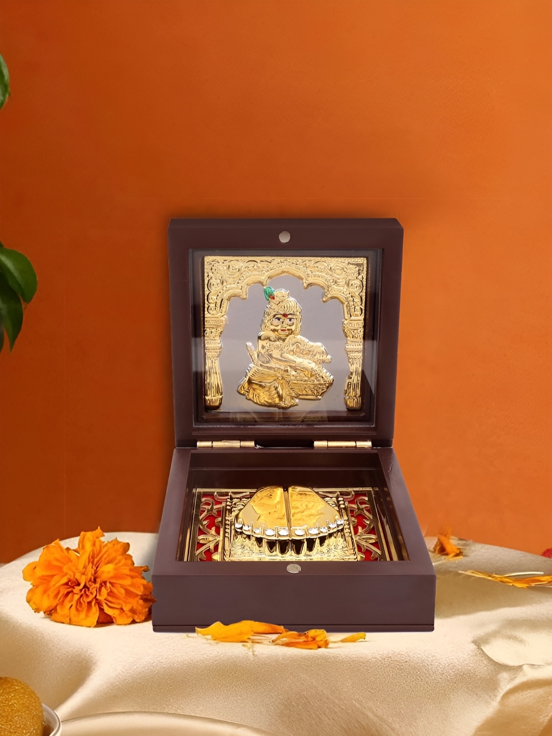 

INTERNATIONAL GIFT Gold-Toned Laddu Gopal Frame Religious Idol Showpiece