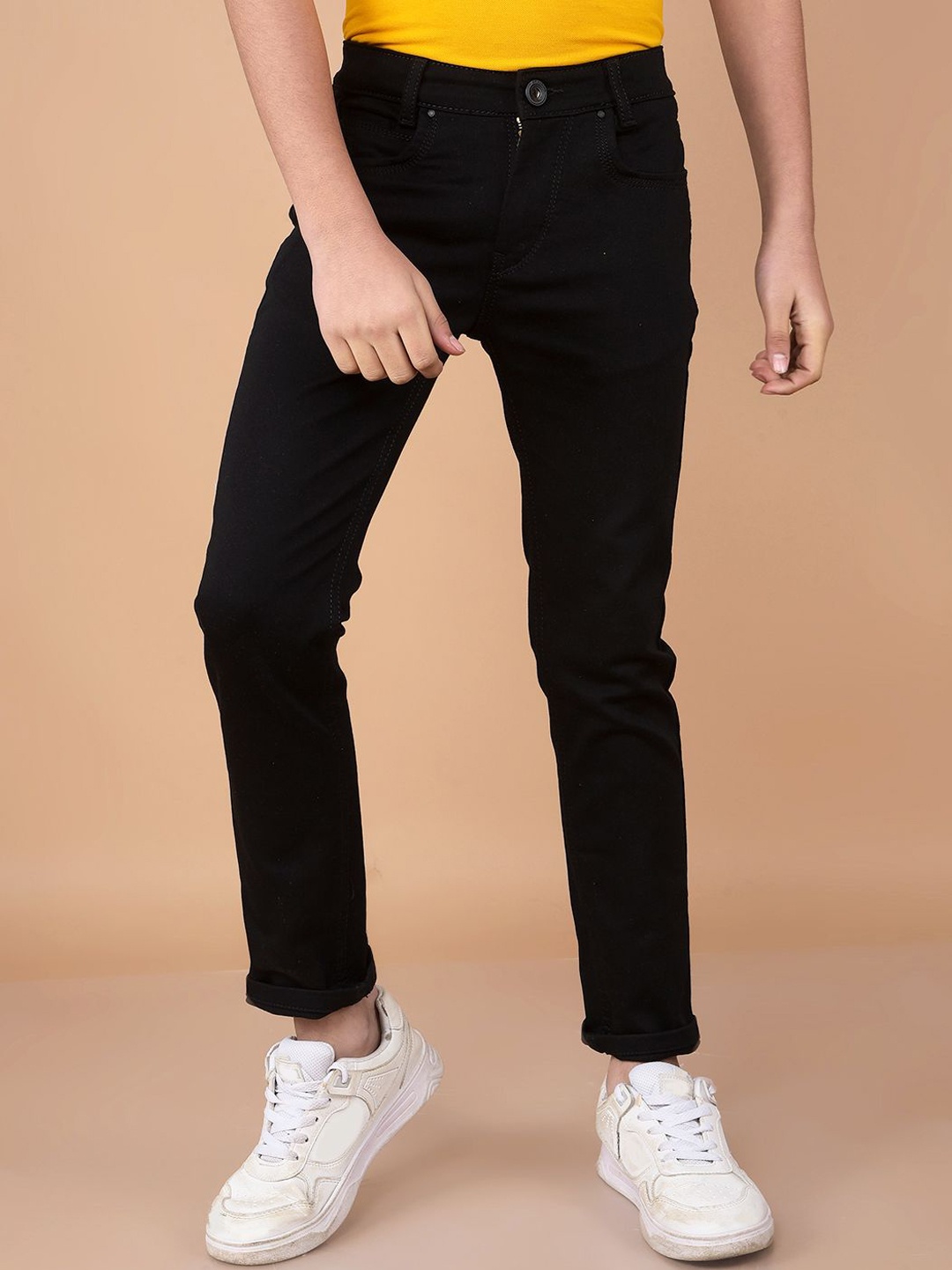 

Crimsoune Club Boys Slim Fit Heavy Fade Stretchable Jeans, Black