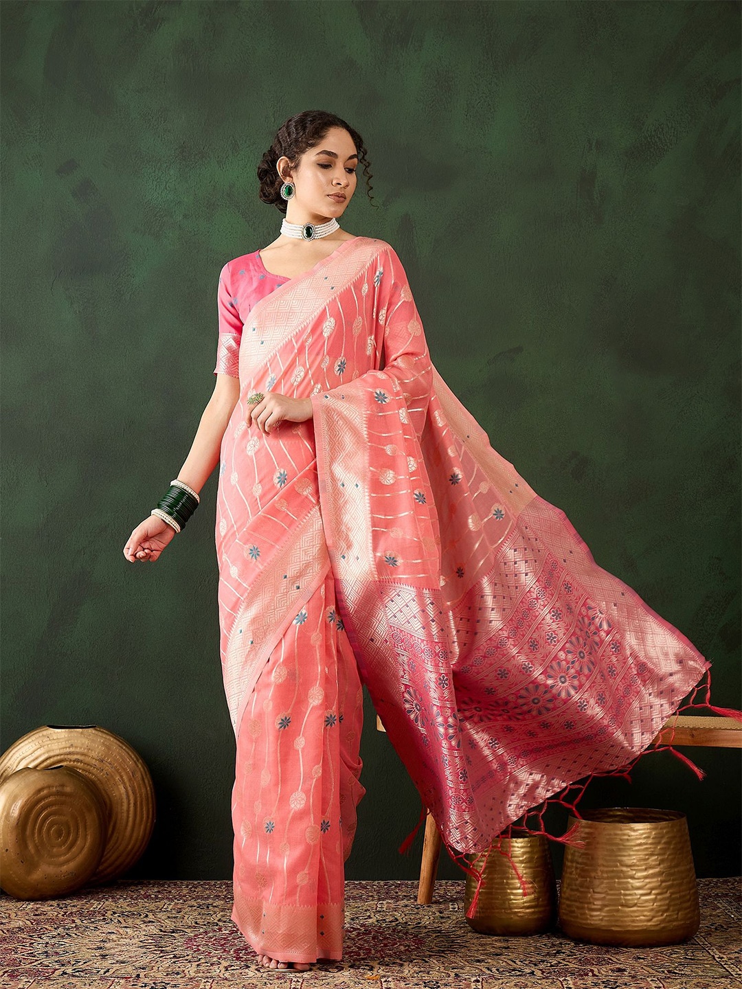 

MANVAA Woven Design Zari Designer Banarasi Saree, Peach