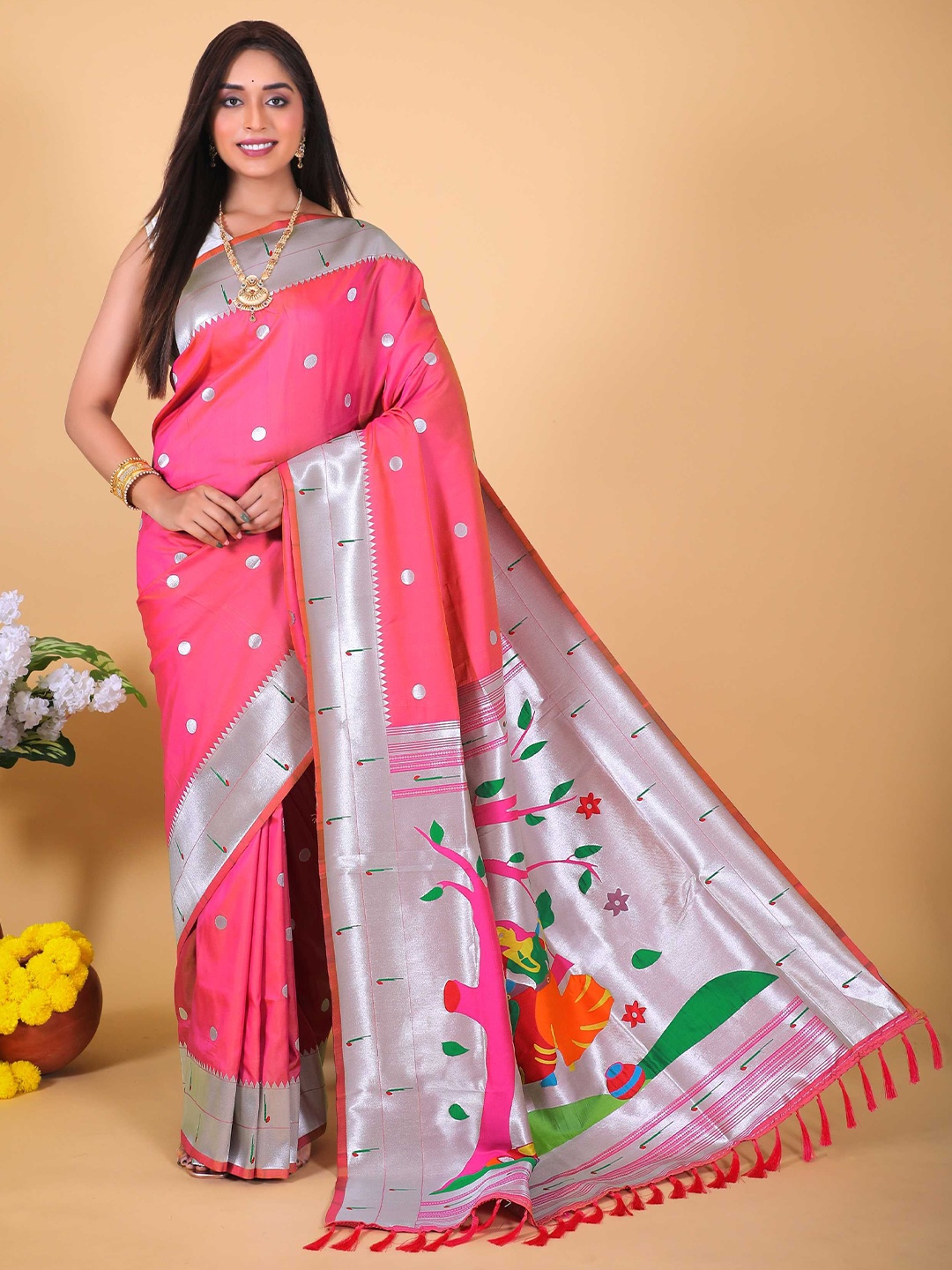 

DIVASTRI Woven Design Zari Silk Blend Paithani Saree, Pink
