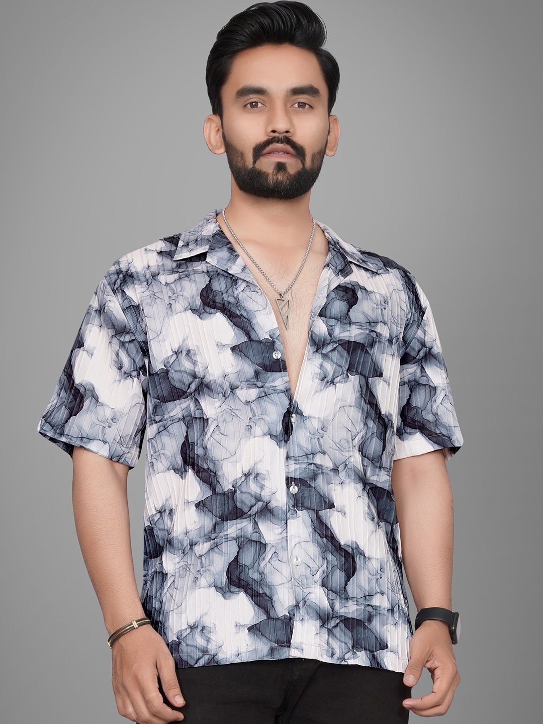 

Metronaut Men Regular Fit Cuban Collar Abstract Printed Casual Shirt, White