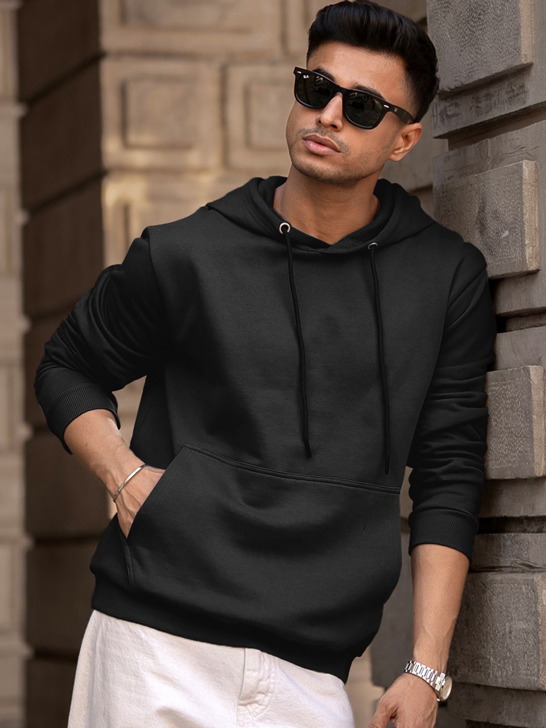 

Powerlook Men Solid Hooded Cotton Sweatshirt, Black