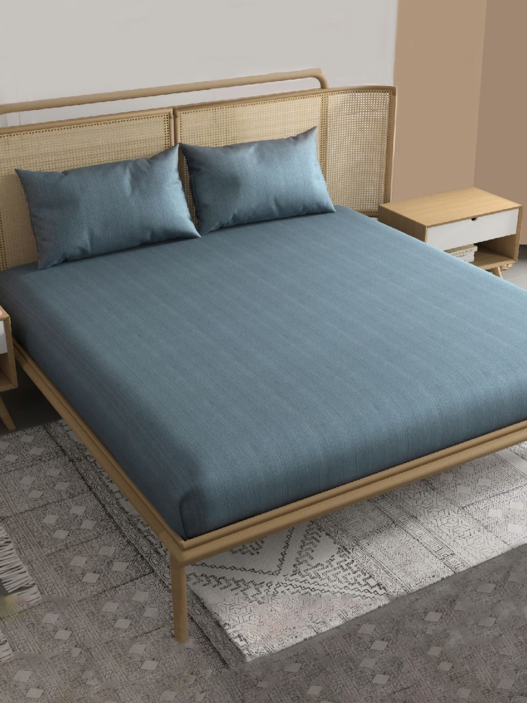 

VINTANA Blue Cotton 250 TC King Bedsheet Set - 2.74 m x 2.74 m