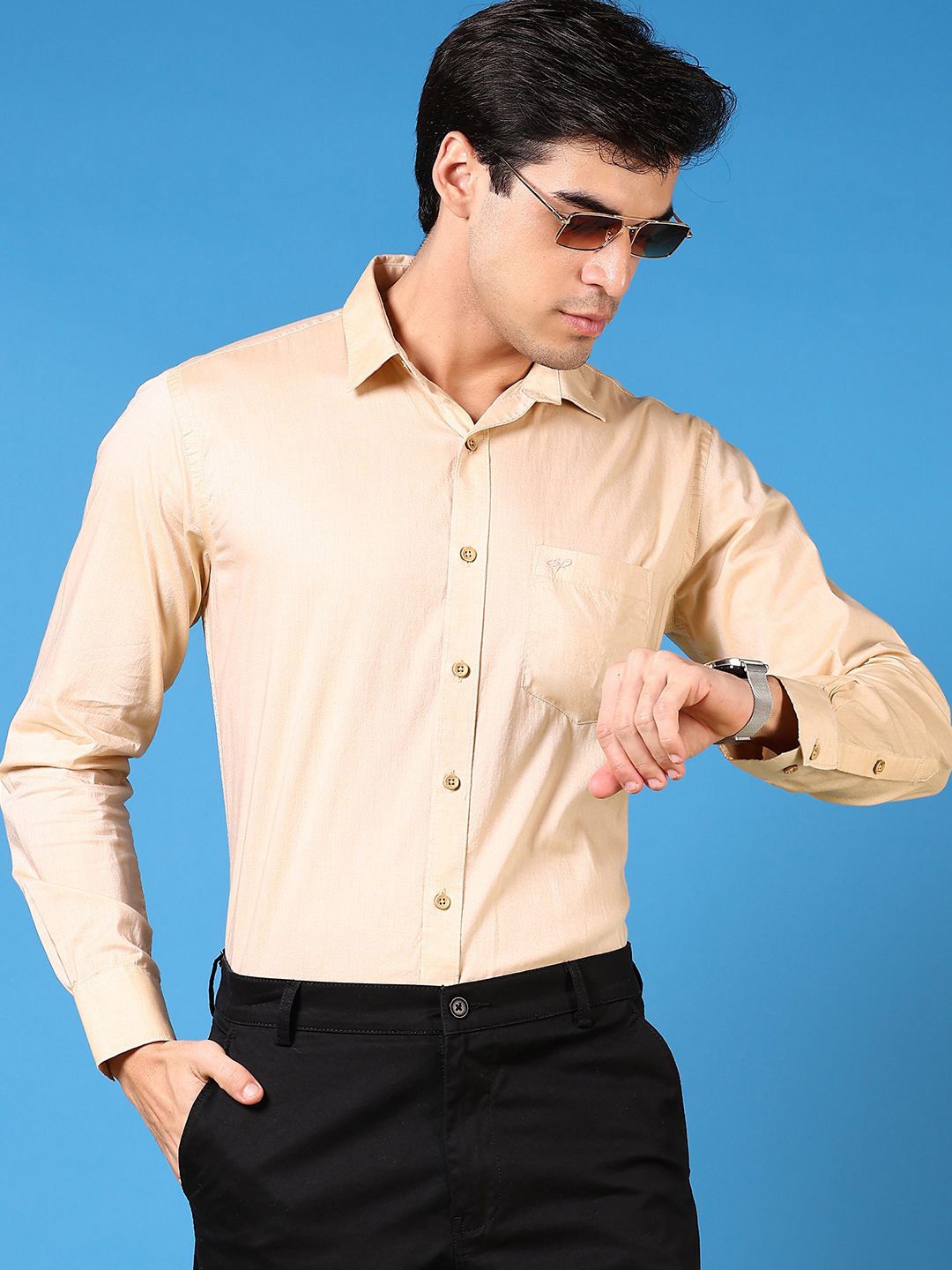 

V-Mart Men Spread Collar Solid Cotton Casual Shirt, Beige