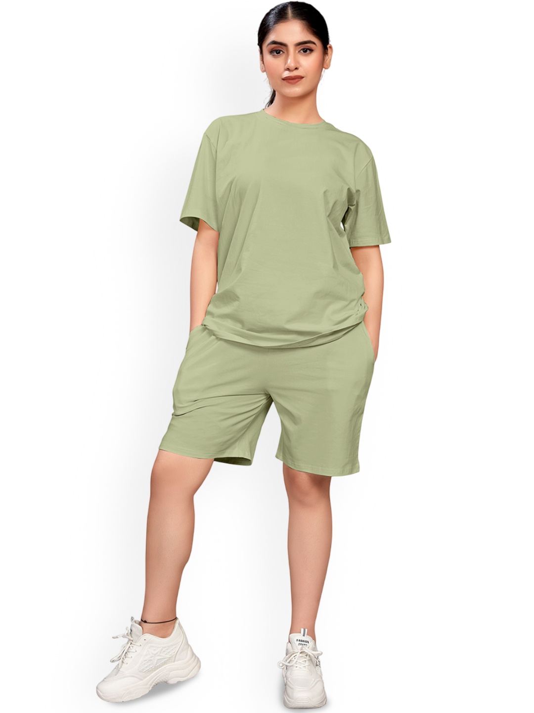 

ELLITI Women Pure Cotton T-shirt With Shorts Co-Ords, Green