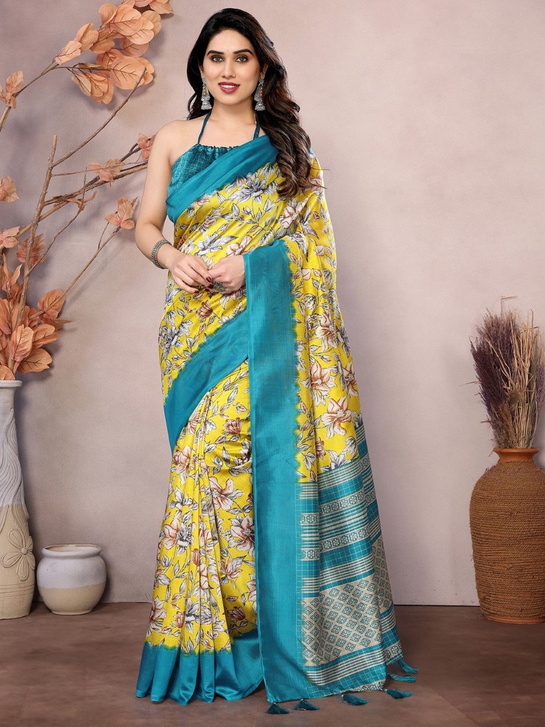 

KALINI Floral Printed Kalamkari Art Saree, Yellow