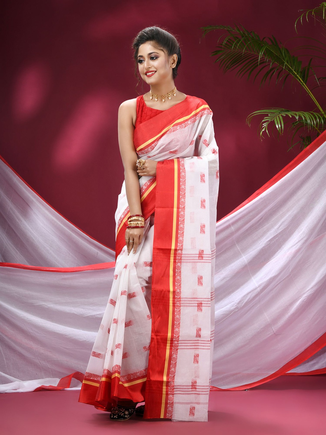 

TANTLOOM Pure Cotton Handloom Taant Saree, Red