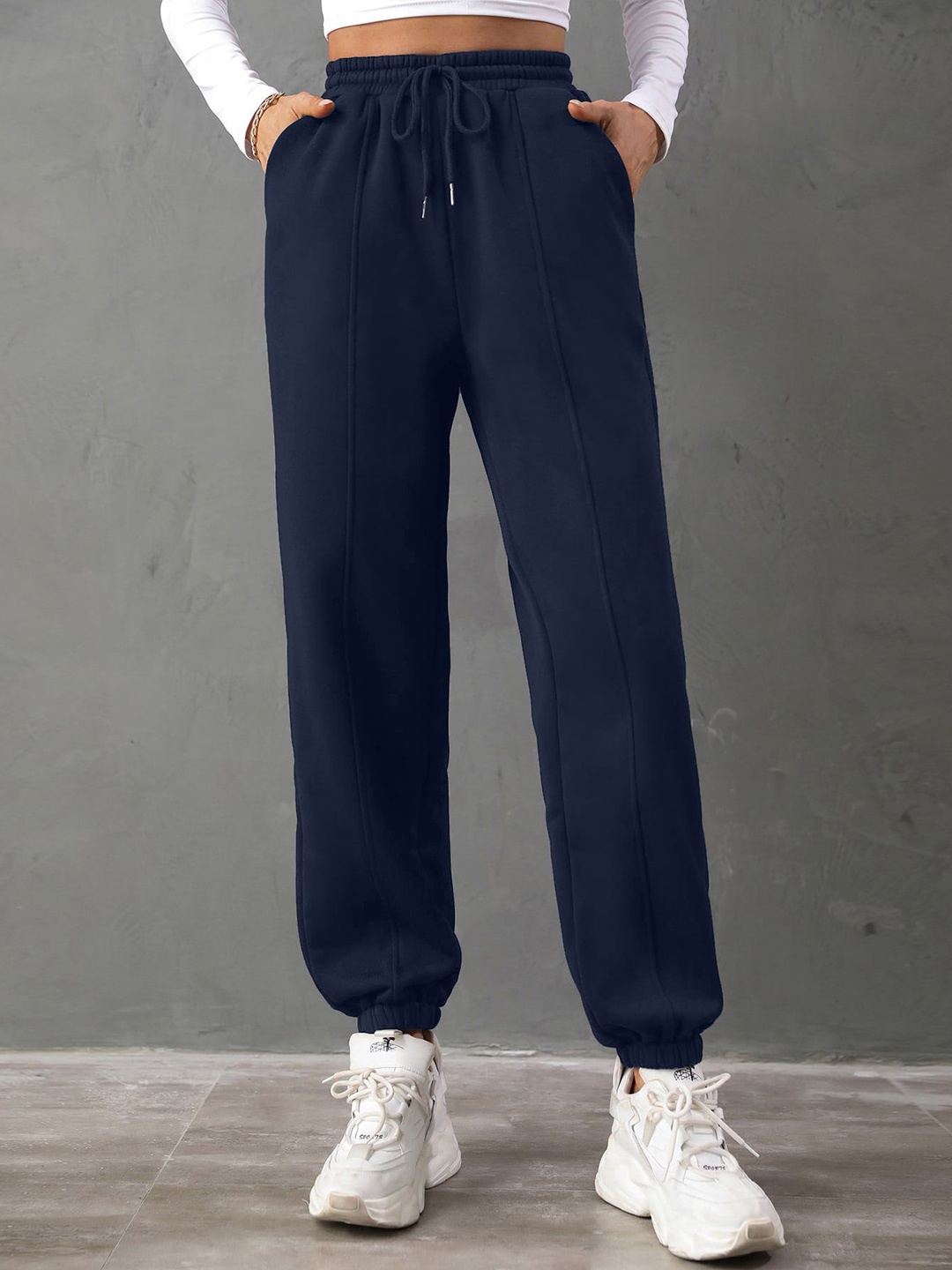 

CORSICA Women Loose Fit High-Rise Joggers Trouser, Navy blue