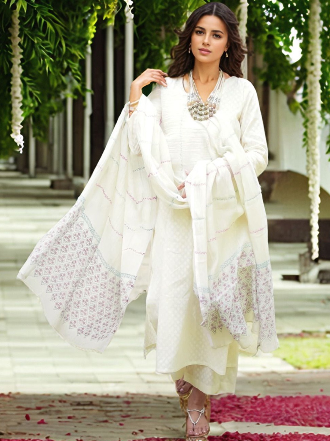 

GoSriKi Floral Printed V-Neck Straight Kurta With Trousers And Dupatta, White