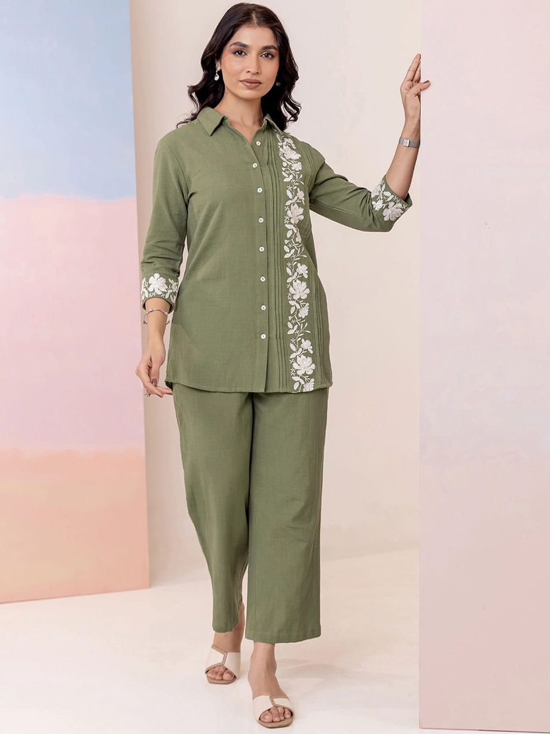 

MISRI Floral Embroidered Pure Cotton Shirt With Trousers, Green
