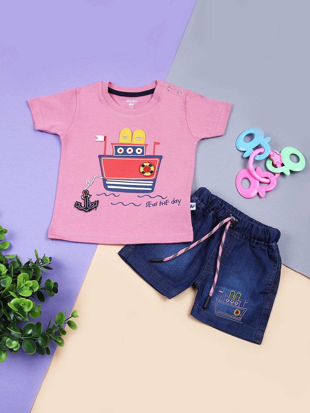

V-Mart Infant Boys Printed Round Neck T-shirt With Shorts, Pink