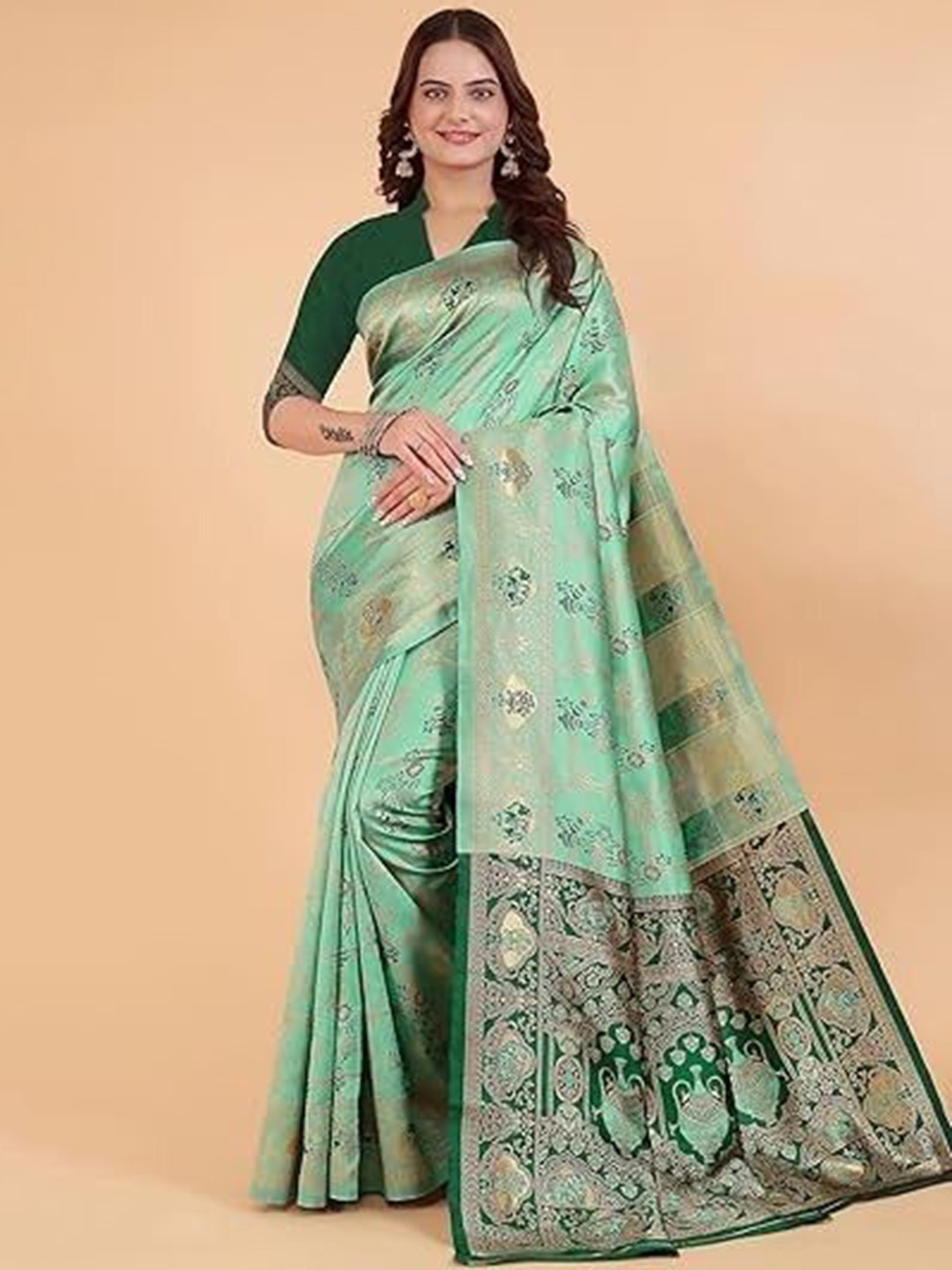 

Suratwala Woven Design Kota Saree With Blouse, Green