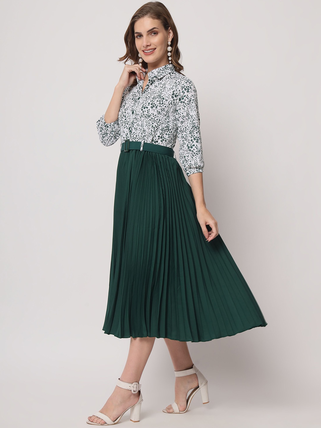 

ZWERLON Printed Puff Sleeves Fit & Flare Midi Dress, Green