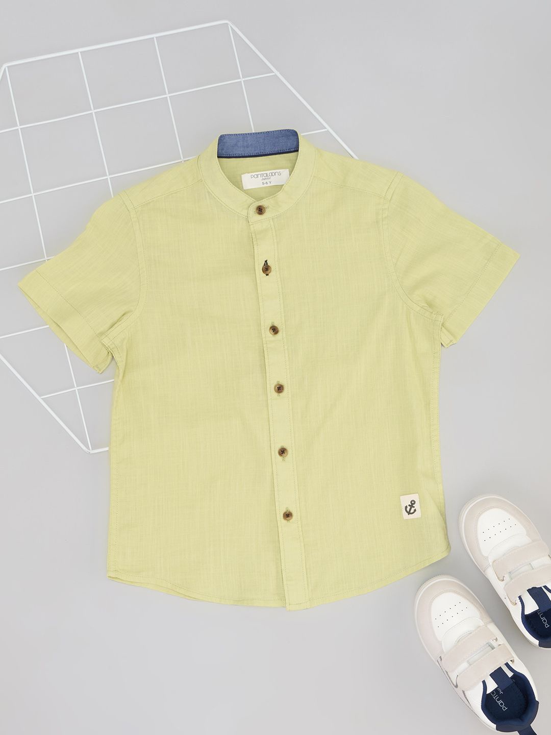 

Pantaloons Junior Boys Band Collar Geometric Printed Cotton Casual Shirt, Yellow