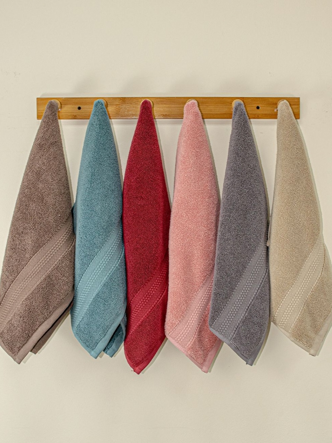 

Myntra Elegant Homes 6-Pcs Brown & Red 600 GSM Pure Cotton Soft Hand Towels