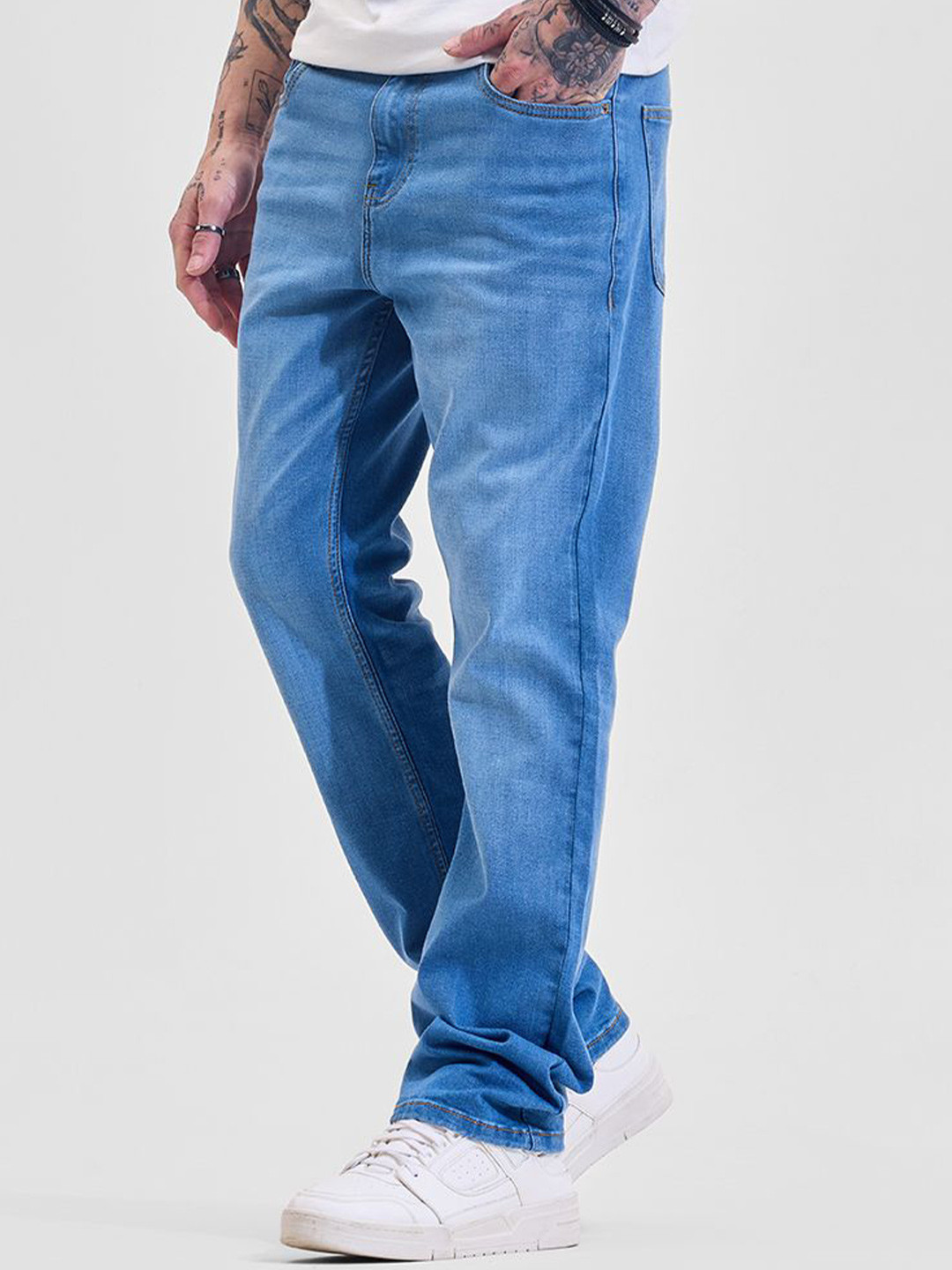 

Snitch Men Blue Solid Straight Mid Rise Jeans