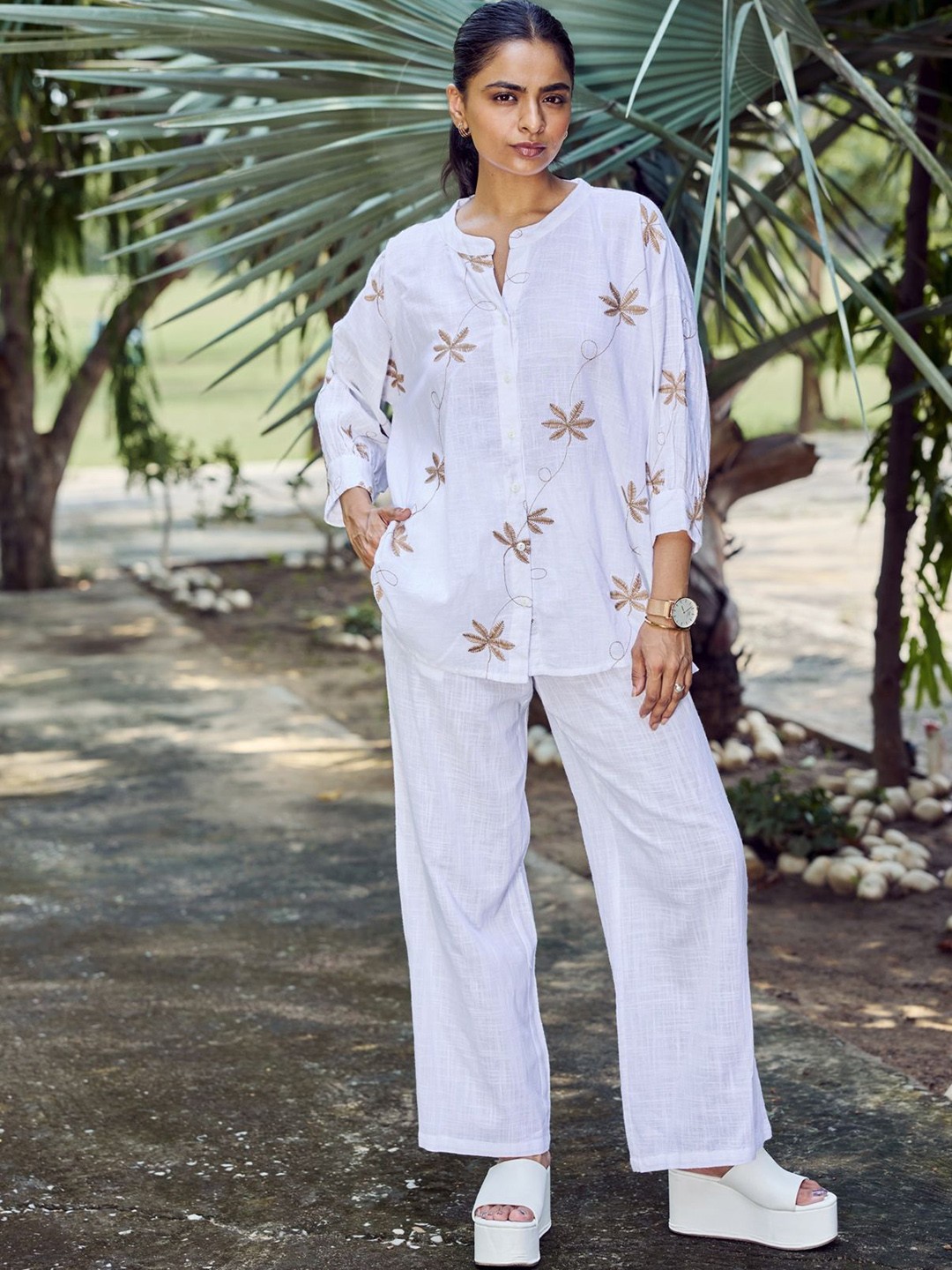 

Sencei Women Cotton Self Design Relaxed Trousers, White