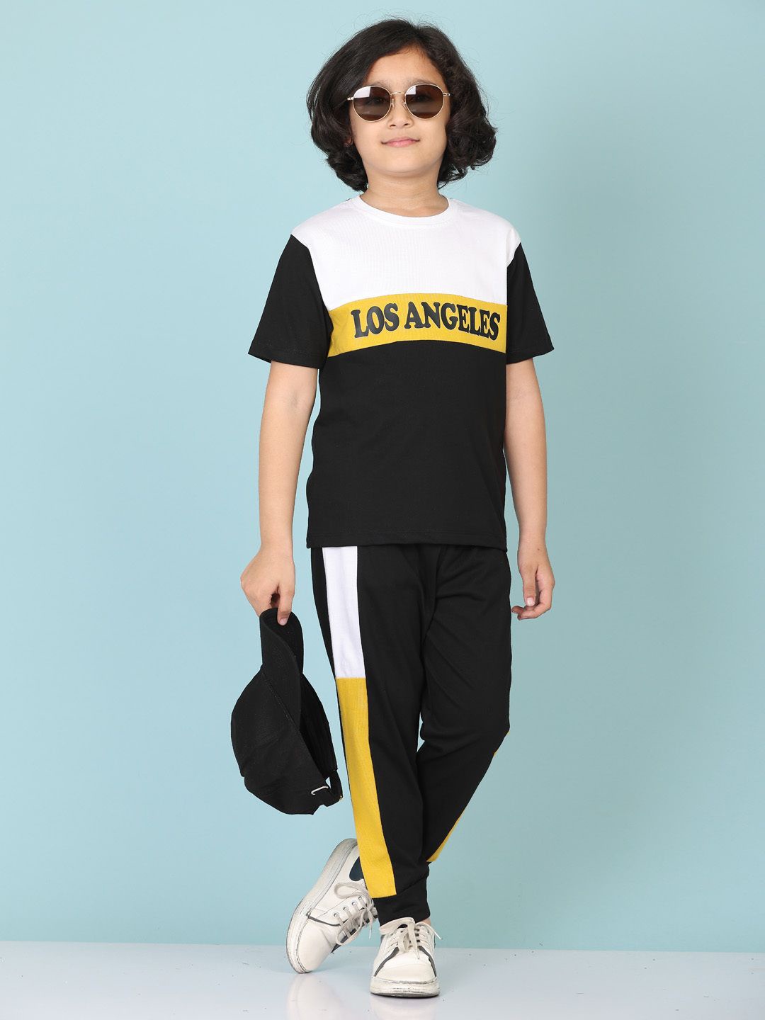 

LITTLE NINJA Boys Colourblocked Pure Cotton T-shirt With Joggers, Black