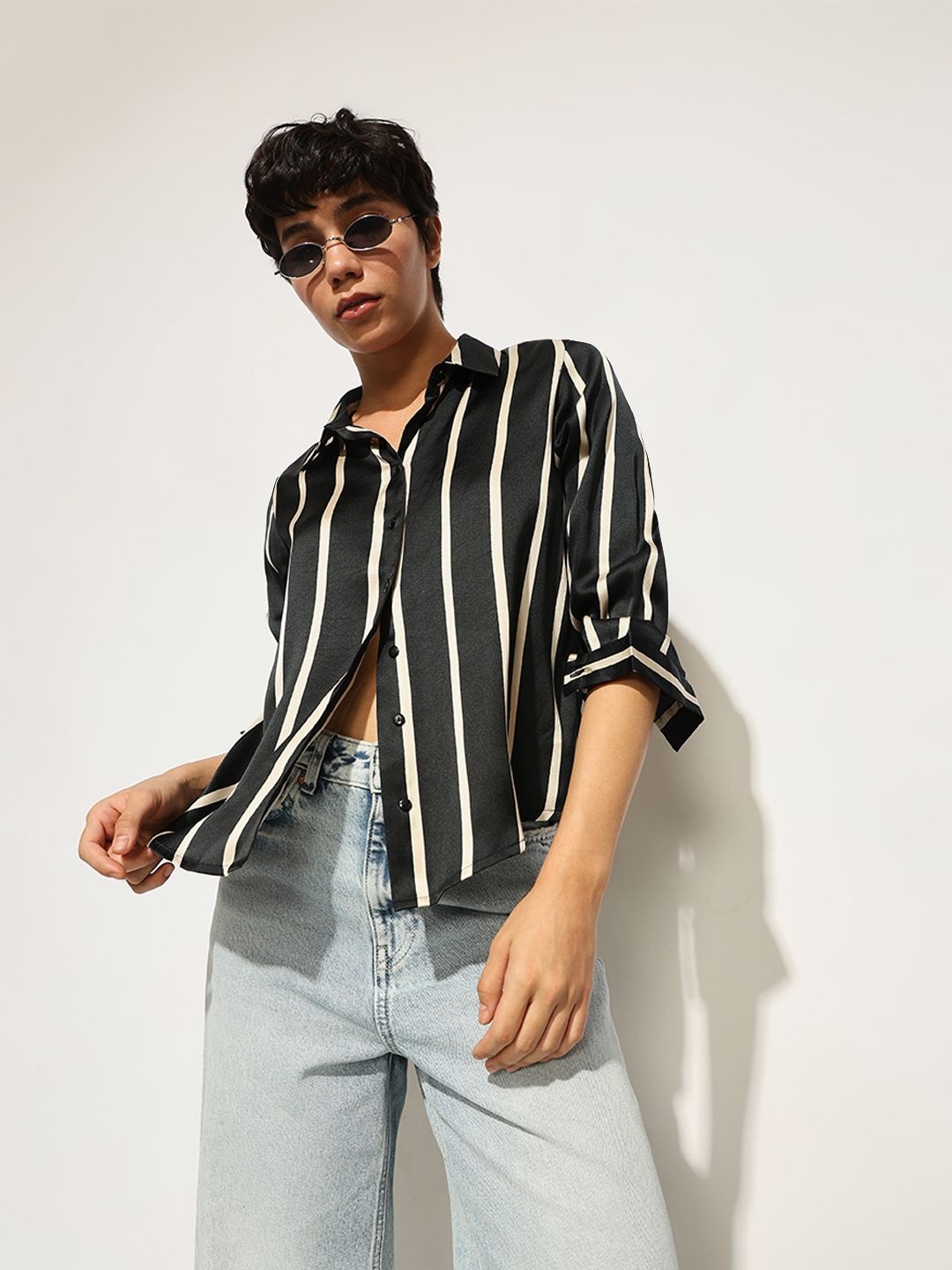 

ONLY Women onld Spread Collar Vertical Striped Satin Casual Shirt, Black