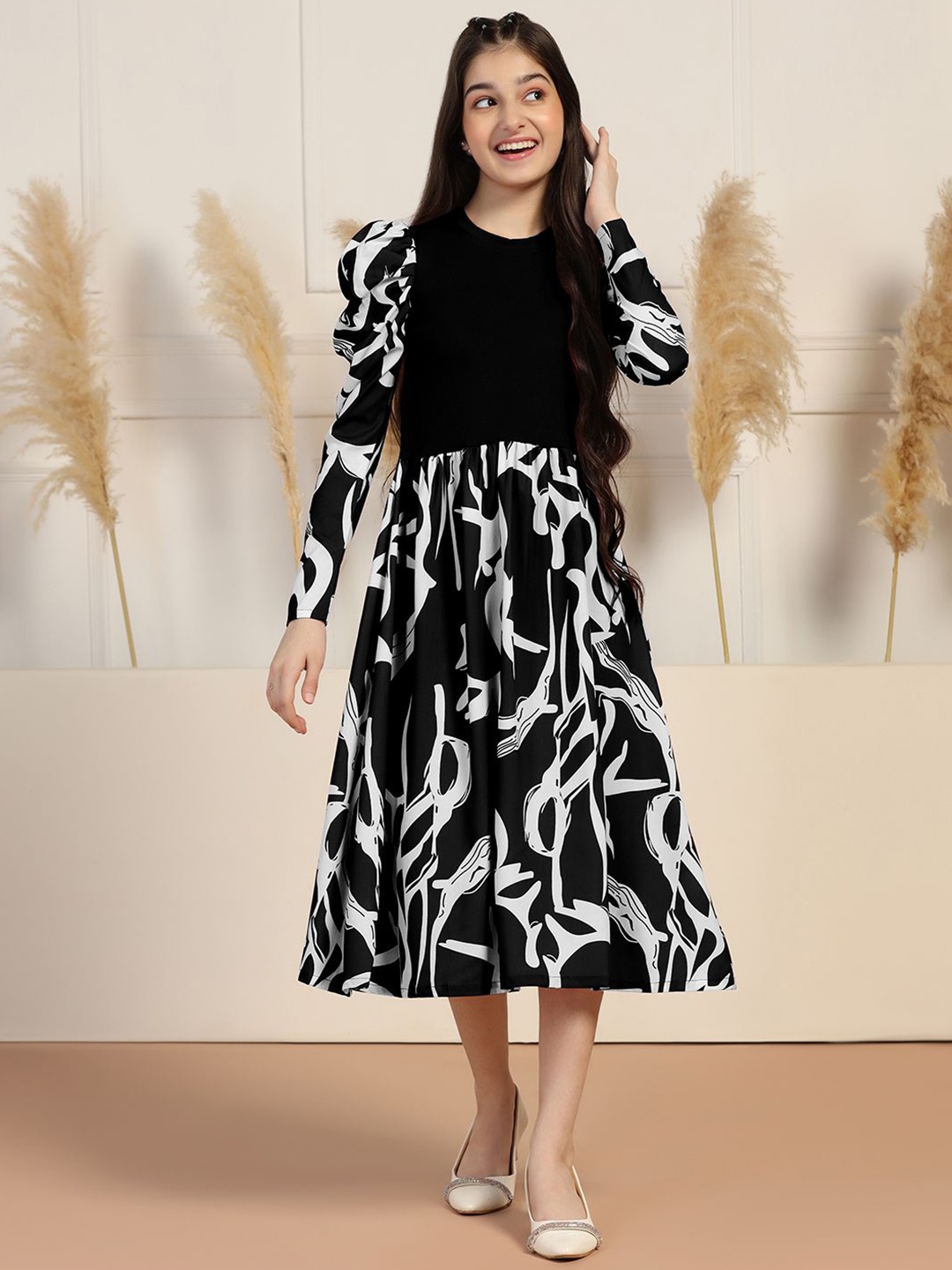 

YK Women Printed Puff Sleeve Fit and Flare Midi Dress, Black