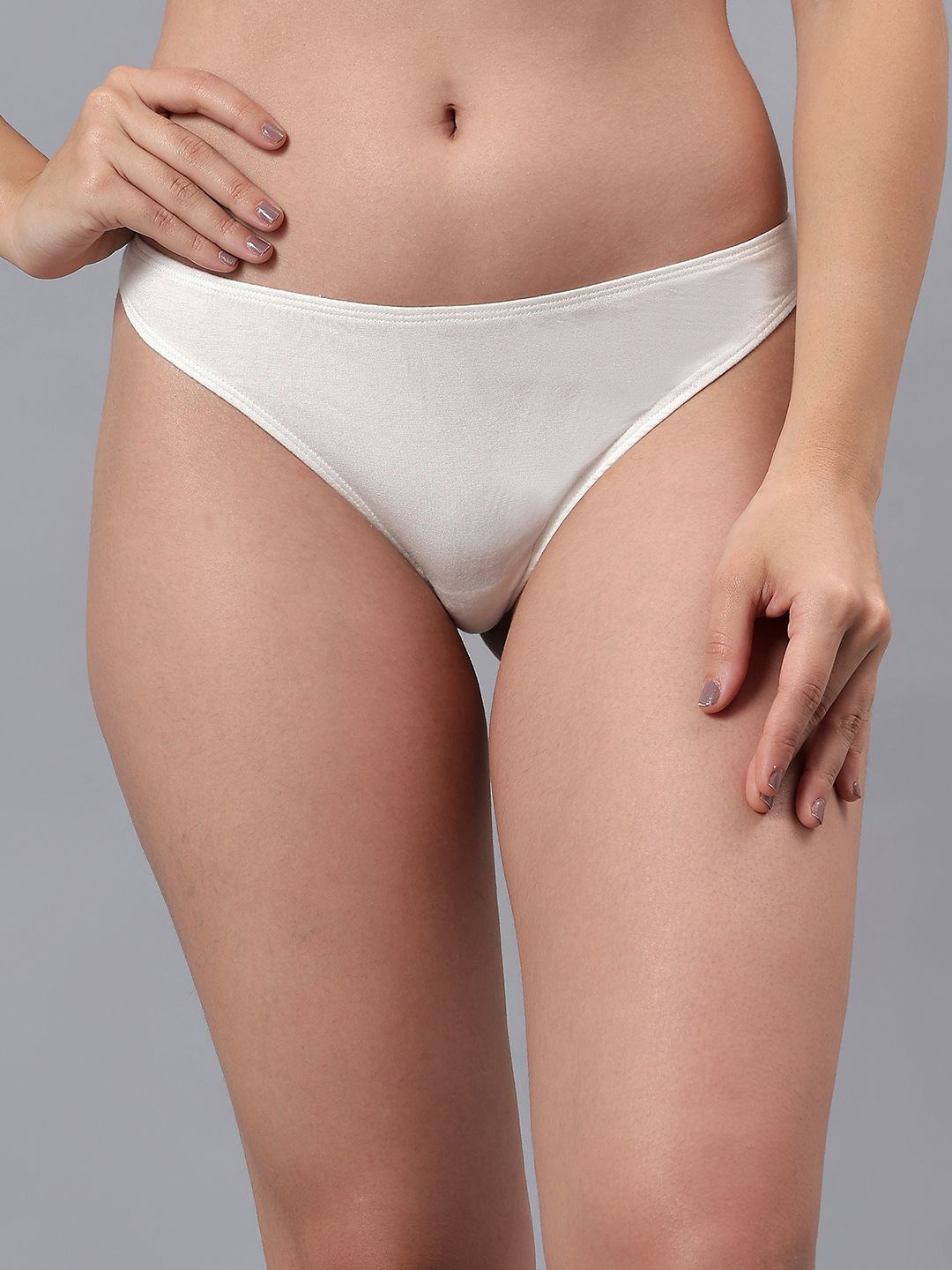 

La Intimo Sweet Secret Low-Rise Thong Briefs LXFUTH02CM, Cream