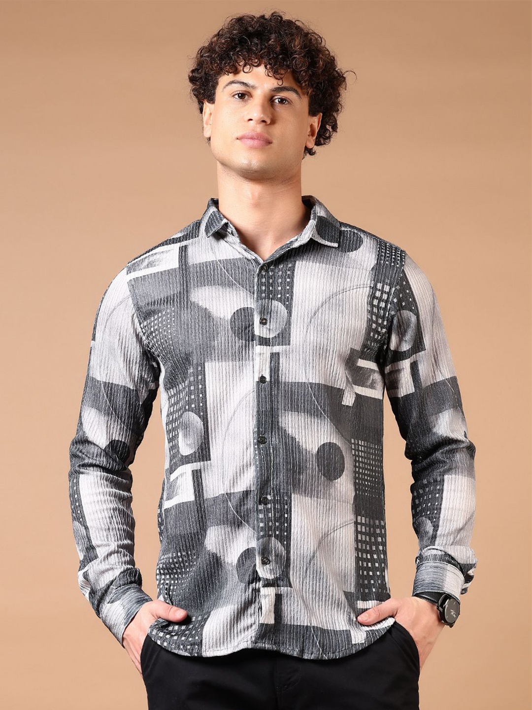 

V-Mart Men Spread Collar Abstract Printed Cotton Casual Shirt, Grey