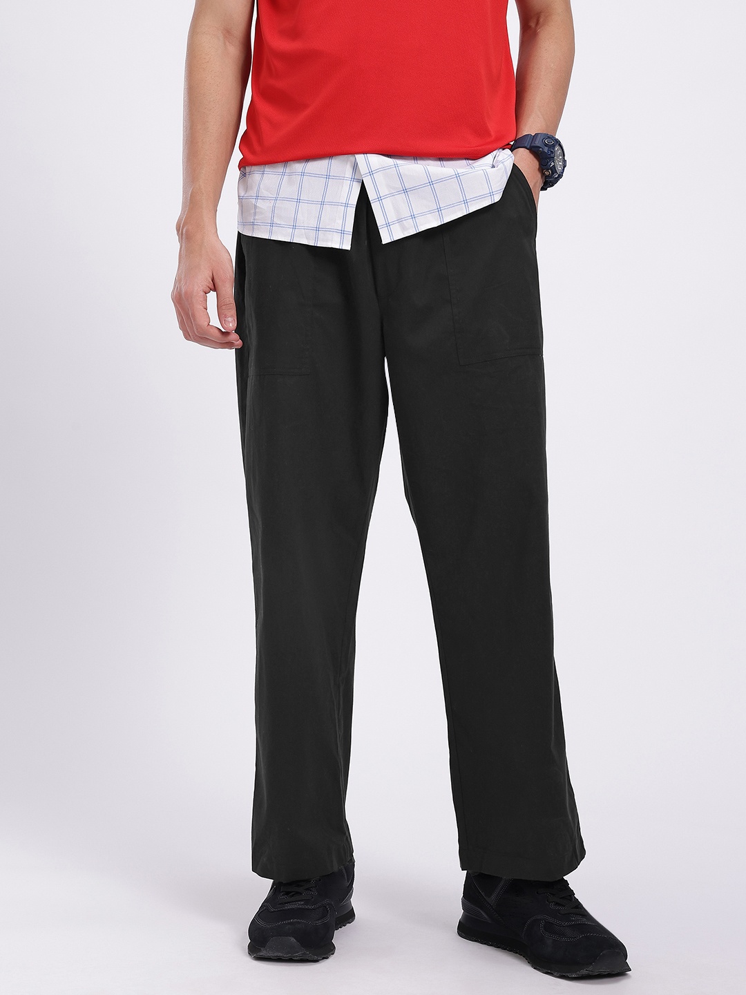 

glitchez Men Breezy Tailoring Mid-Rise Pure Cotton Baggy Fit Trousers with Belt, Black