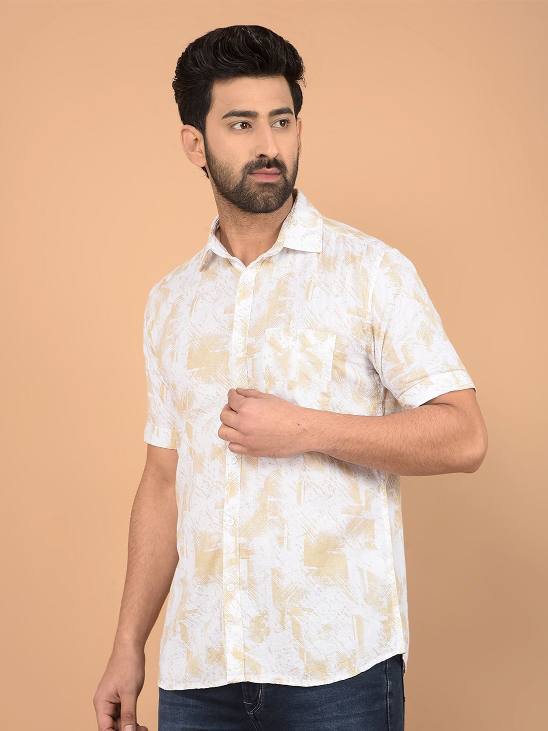 

Crimsoune Club Men Classic Slim Fit Spread Collar Abstract Printed Cotton Casual Shirt, Beige